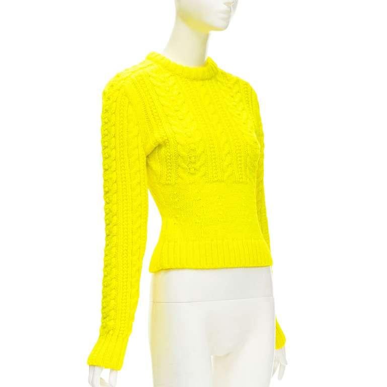 Yellow PHILOSOPHY DI LORENZO SERAFINI 100% wool yellow fitted cable knit sweater IT40 S For Sale