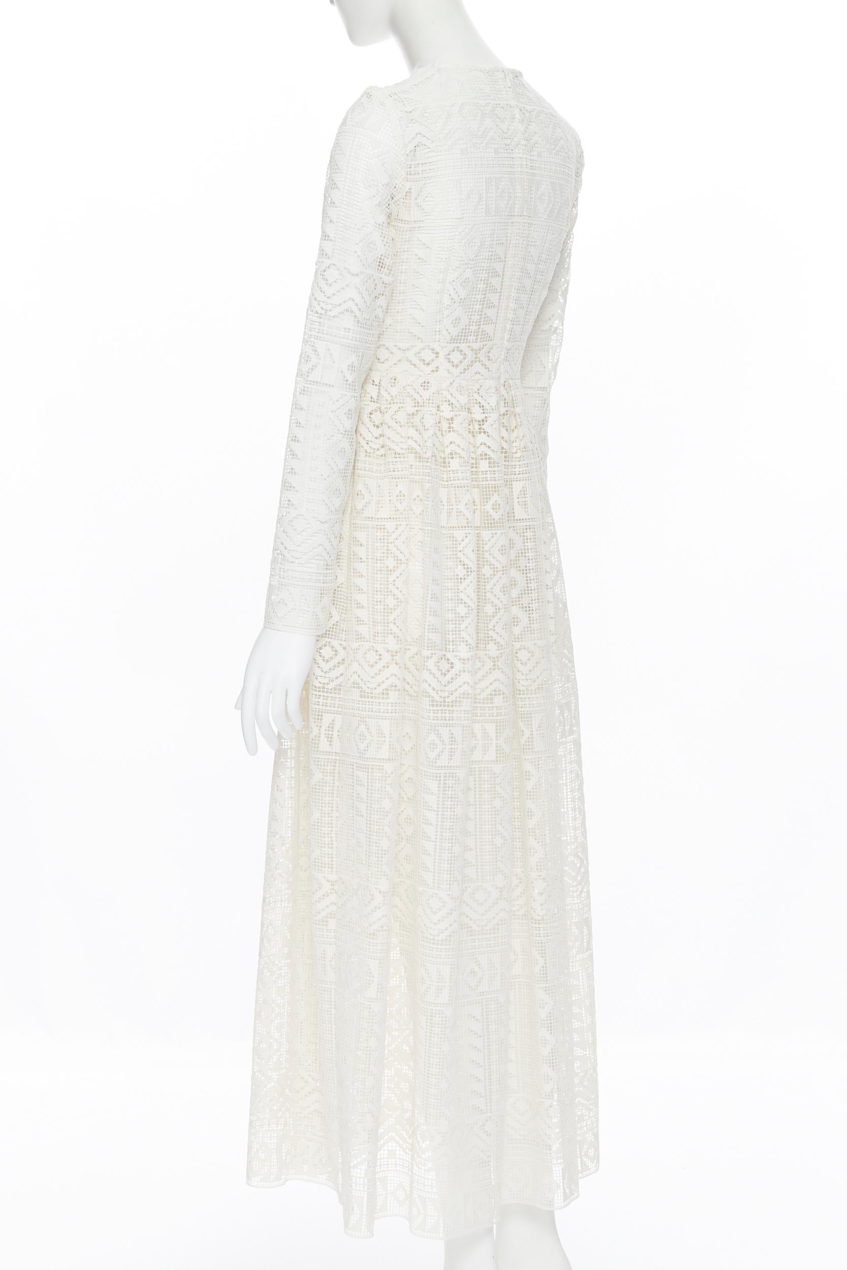 PHILOSOPHY LORENZO SERAFINI ivory ethnic boho embroidery anglais maxi dress IT38 In Excellent Condition In Hong Kong, NT
