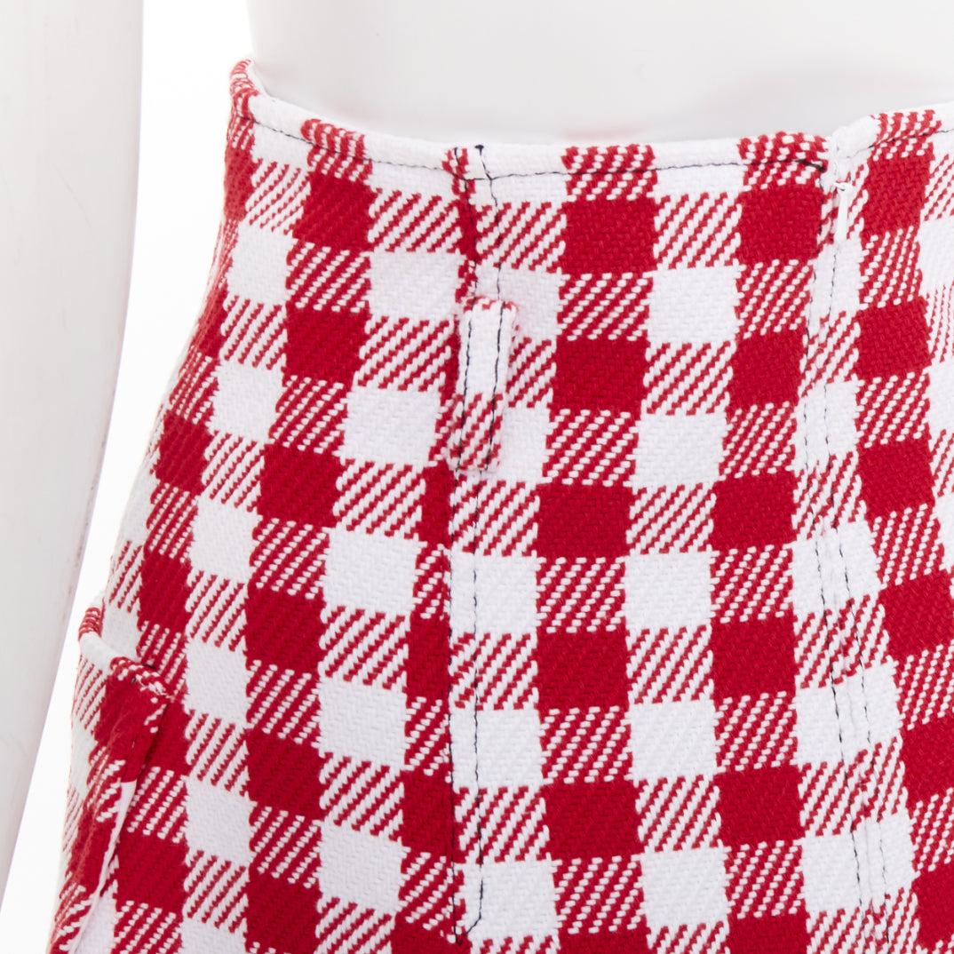 PHILOSOPHIE Short taille haute en coton mélangé à carreaux rouges et blancs IT38 XS de Lorenzo Serafini
Référence : AAWC/A01486
Marque : Philosophie
Matière : Coton, mélange
Couleur : Rouge, Whiting
Motif : damier
Fermeture : Zip
Doublure : Tissu