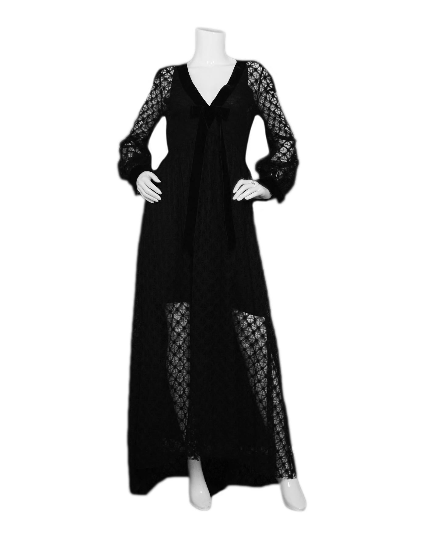 Philosophy NWT Black Long Sleeve Lace Dress w/ V-Neck Velvet Bow sz 8 

Made In: Romania
Color: Black
Materials: 36% cotton, 34% polyamide, 30% viscose. Combo: 100% polyamide
Lining: 100% polyester
Opening/Closure: Side hidden zip
Overall Condition: