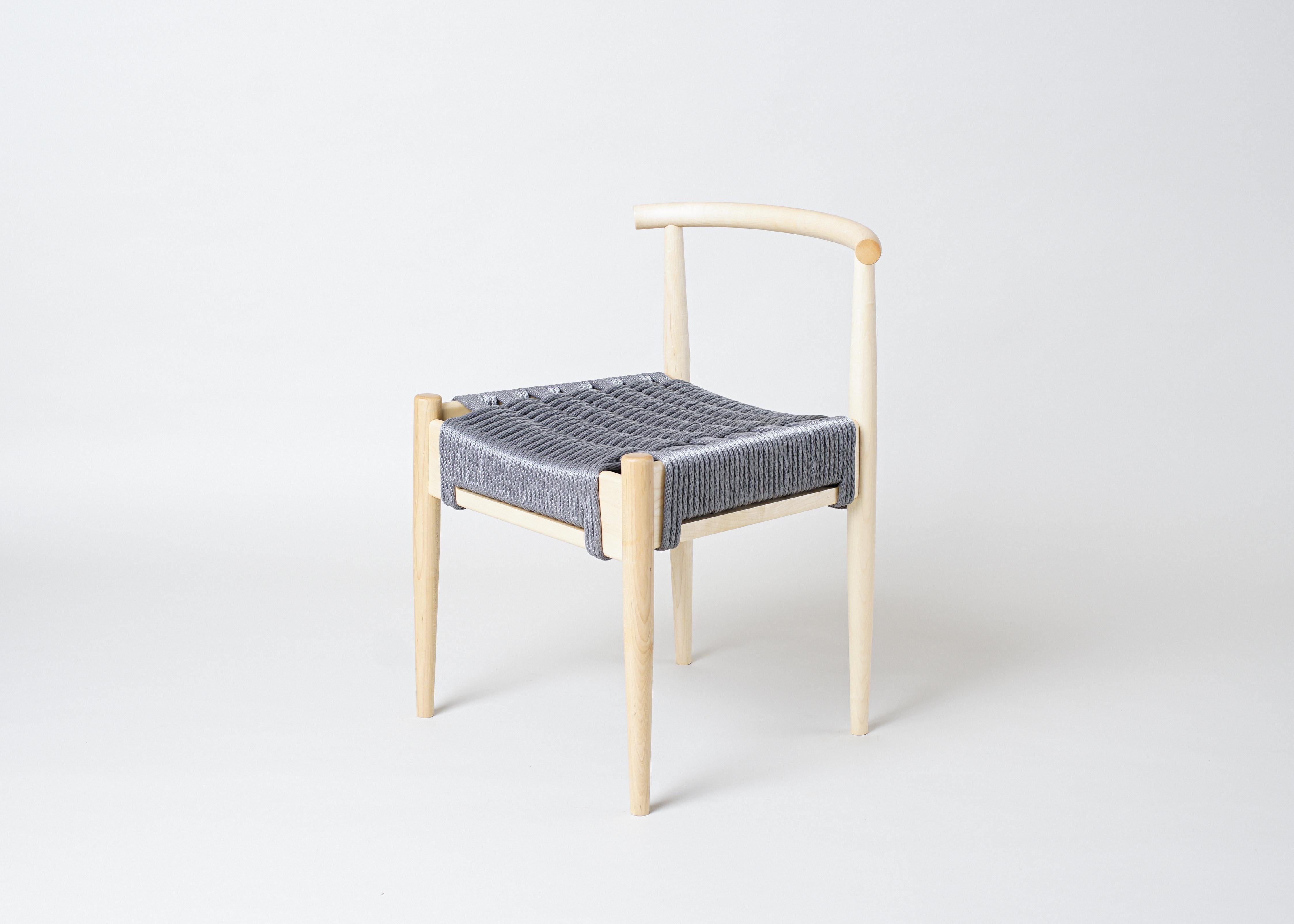 Chaise Harbor de Phloem Studio, chaise moderne à assise en corde tissée à la main en vente 1