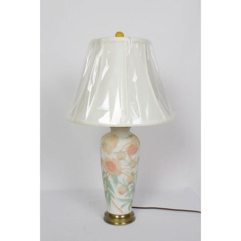Phoenix Art Glass Lamp with Cream Peony Flower Pattern For Sale 1