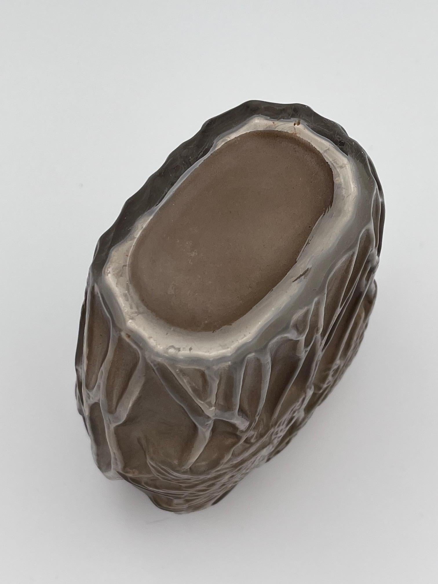Phoenix Consolidated Glass Martele Vaso gufo urlante in vendita 2