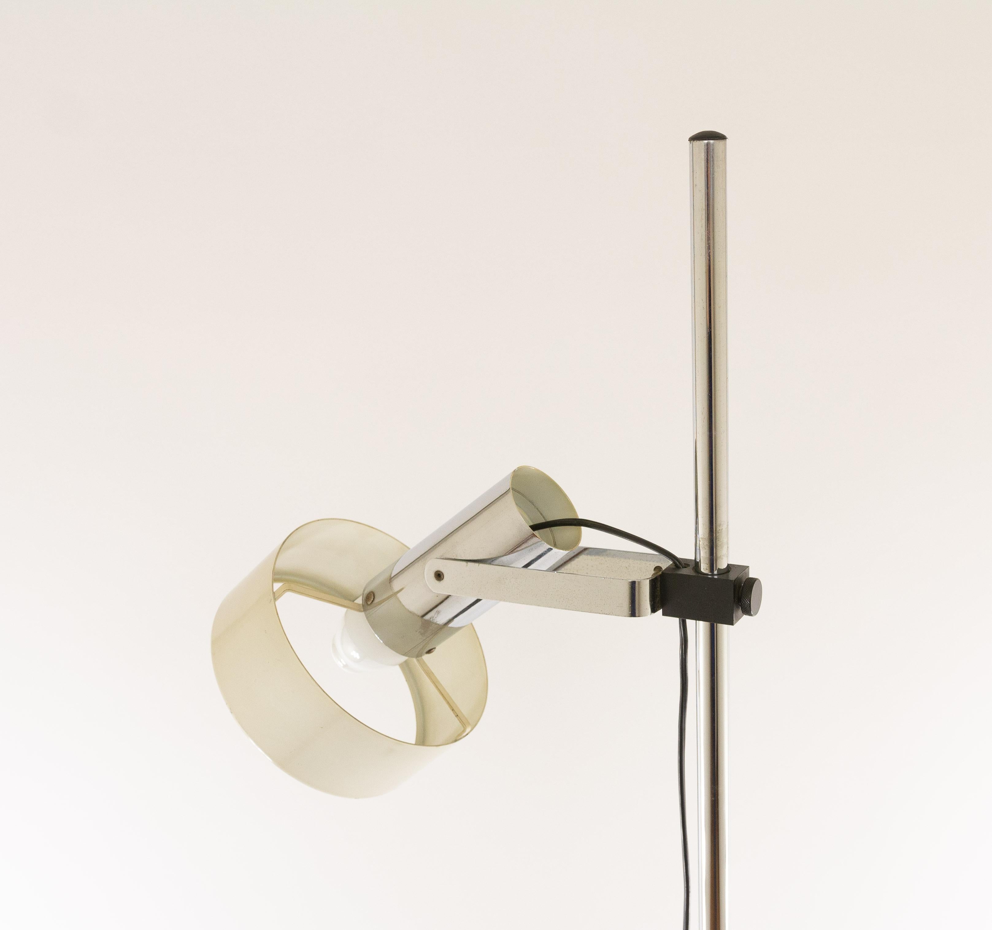 Lacquered Phon Floor Lamp by Stilnovo Milano, 1960s For Sale