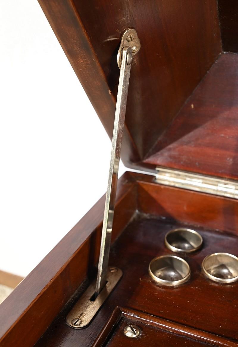Phonographe Silvertone modèle VII en acajou - 1920 en vente 5