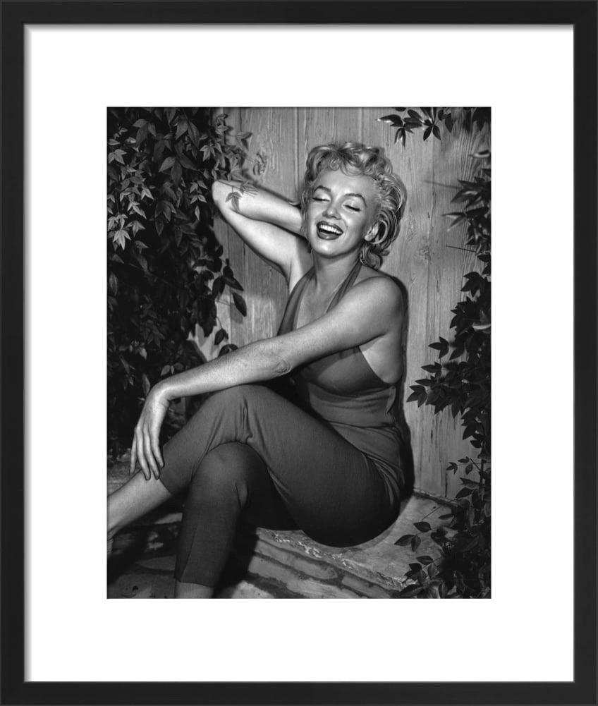Photo Archive  Black and White Photograph - Marilyn Monroe, At home in Palm Springs (Framed) 