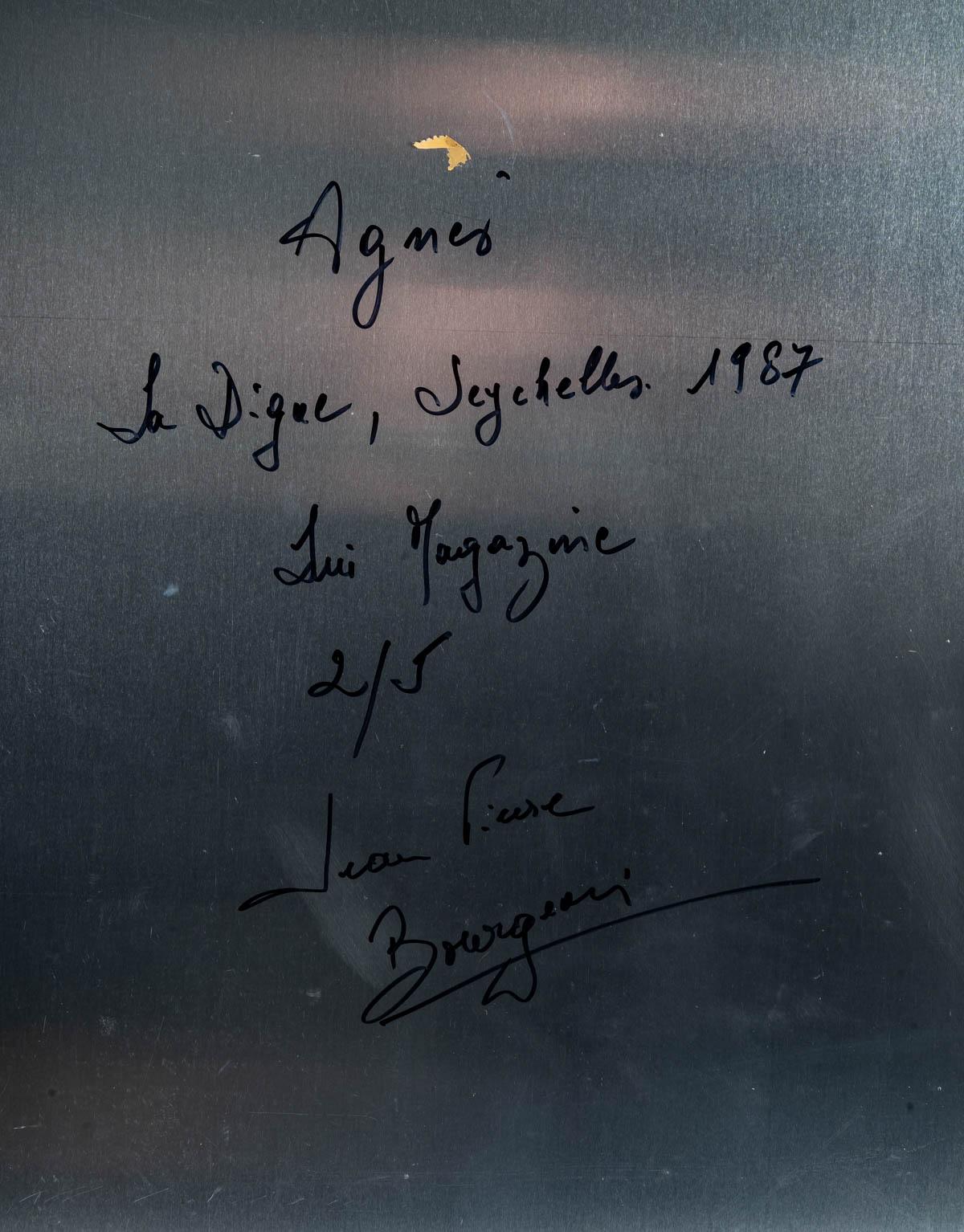 Foto von Jean Pierre Bourgeois, französischer Fotograf, Foto auf Aluminium, 1980er Jahre.

Maße: H: 66 cm, B: 100 cm, T: 0,2 cm.

     