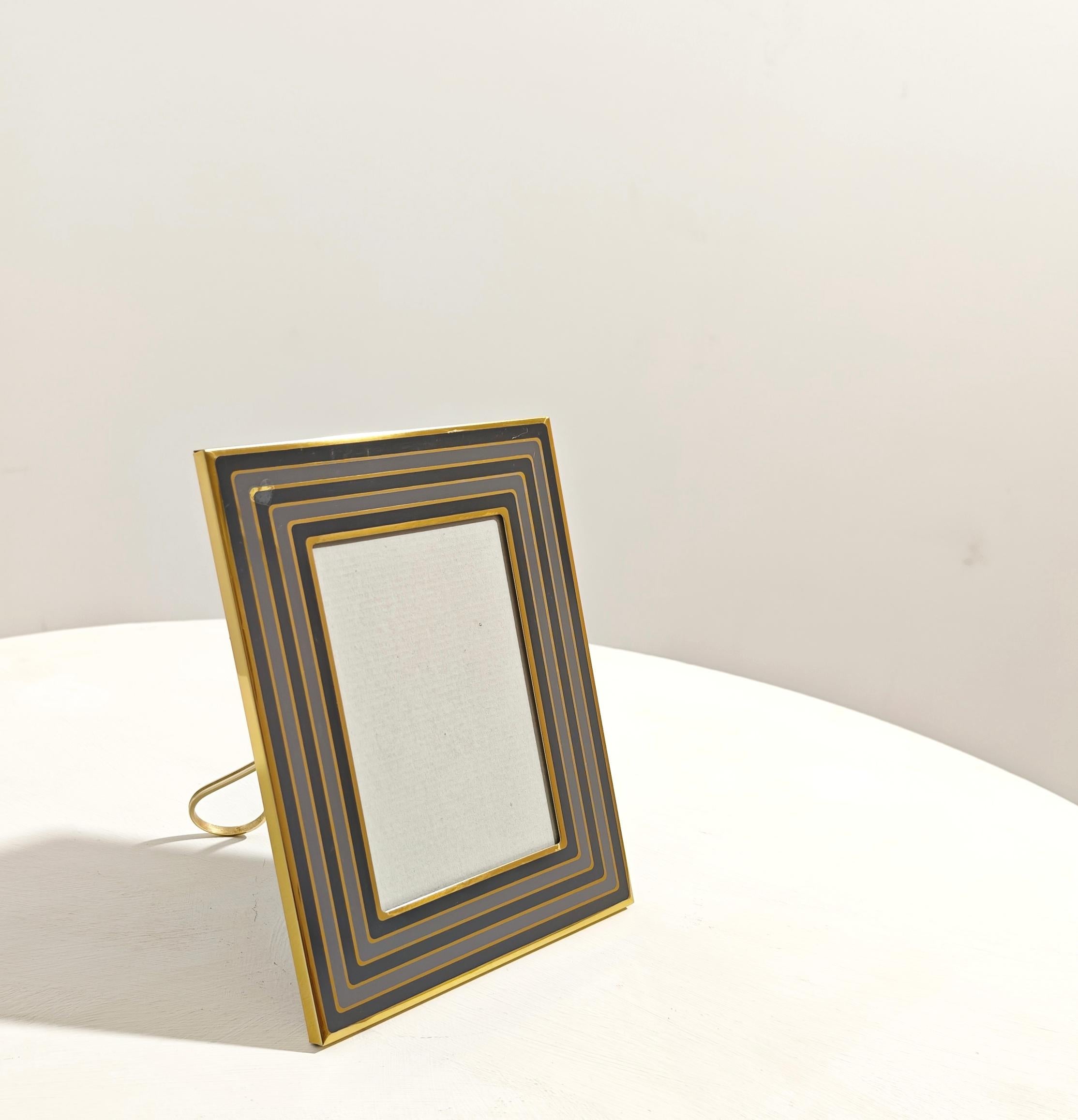Aluminium Cadre décoratif laiton aluminium design moderne mi-siècle, Italie, années 70 en vente