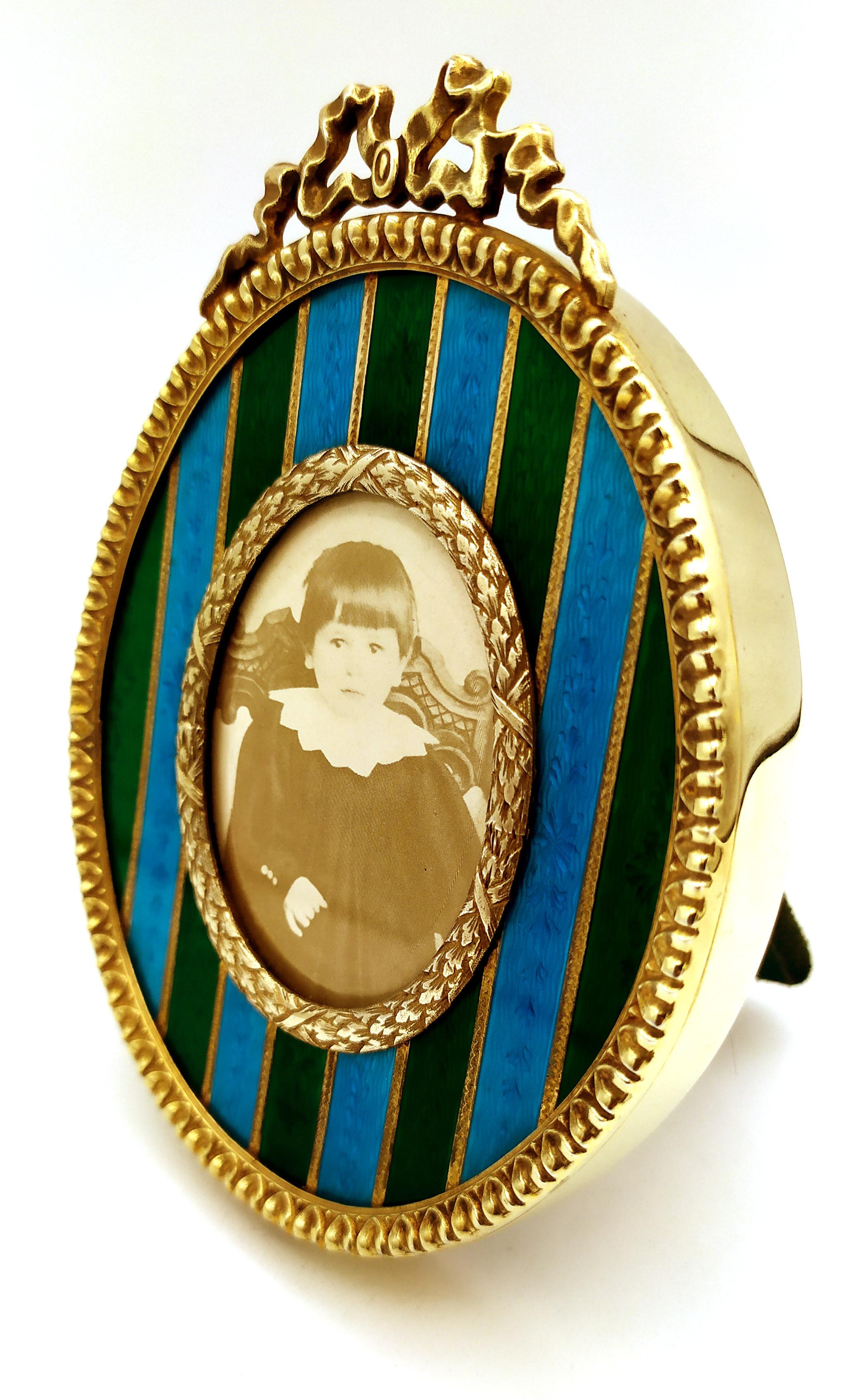 Napoleon III Photo Frame Oval with Two-color Translucent strips Enamel Fired Salimbeni For Sale