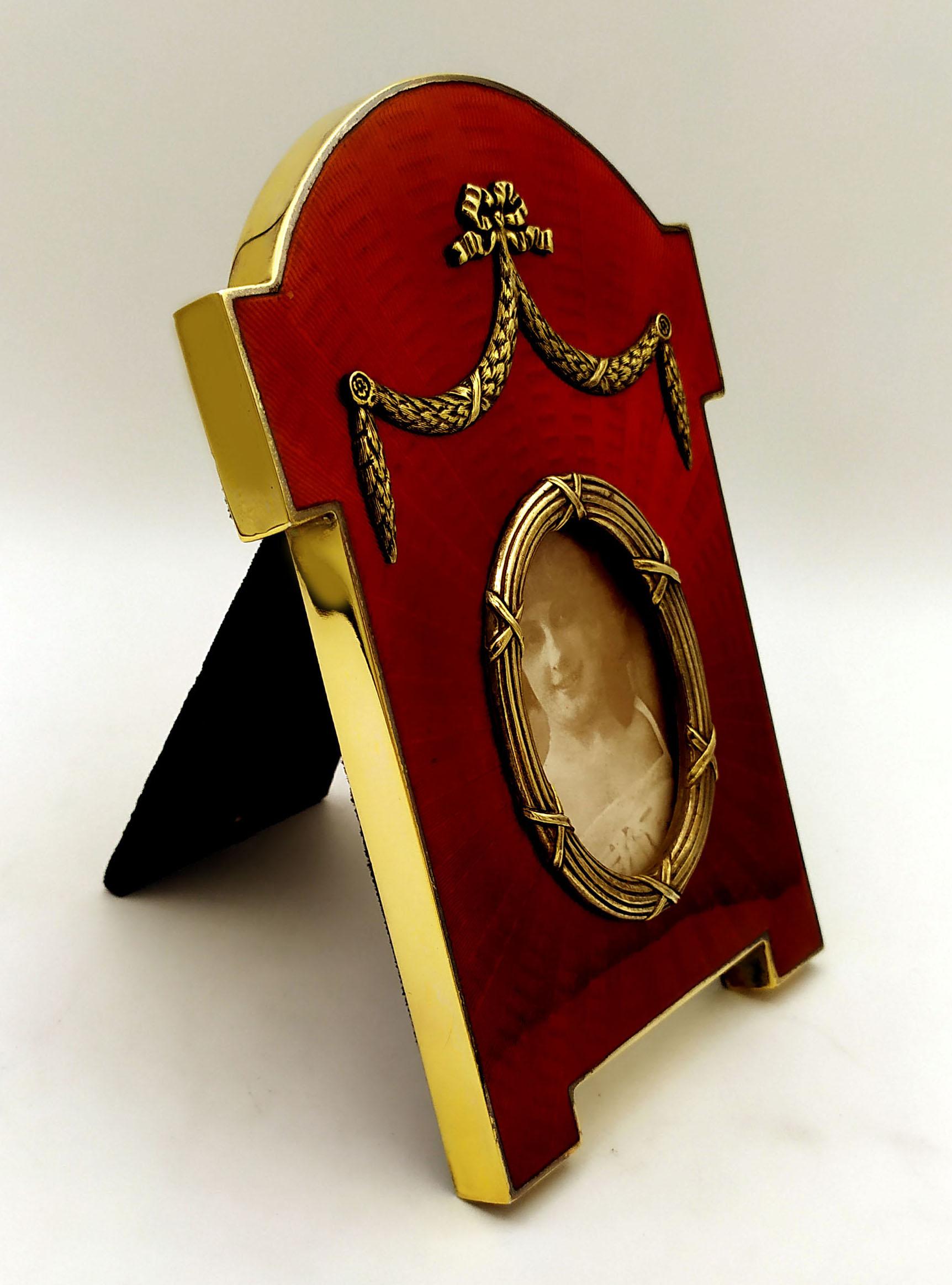 Louis XVI Photo Frame Red Enamel Guillochè and Hand Engravings Sterling Silver Salimbeni For Sale