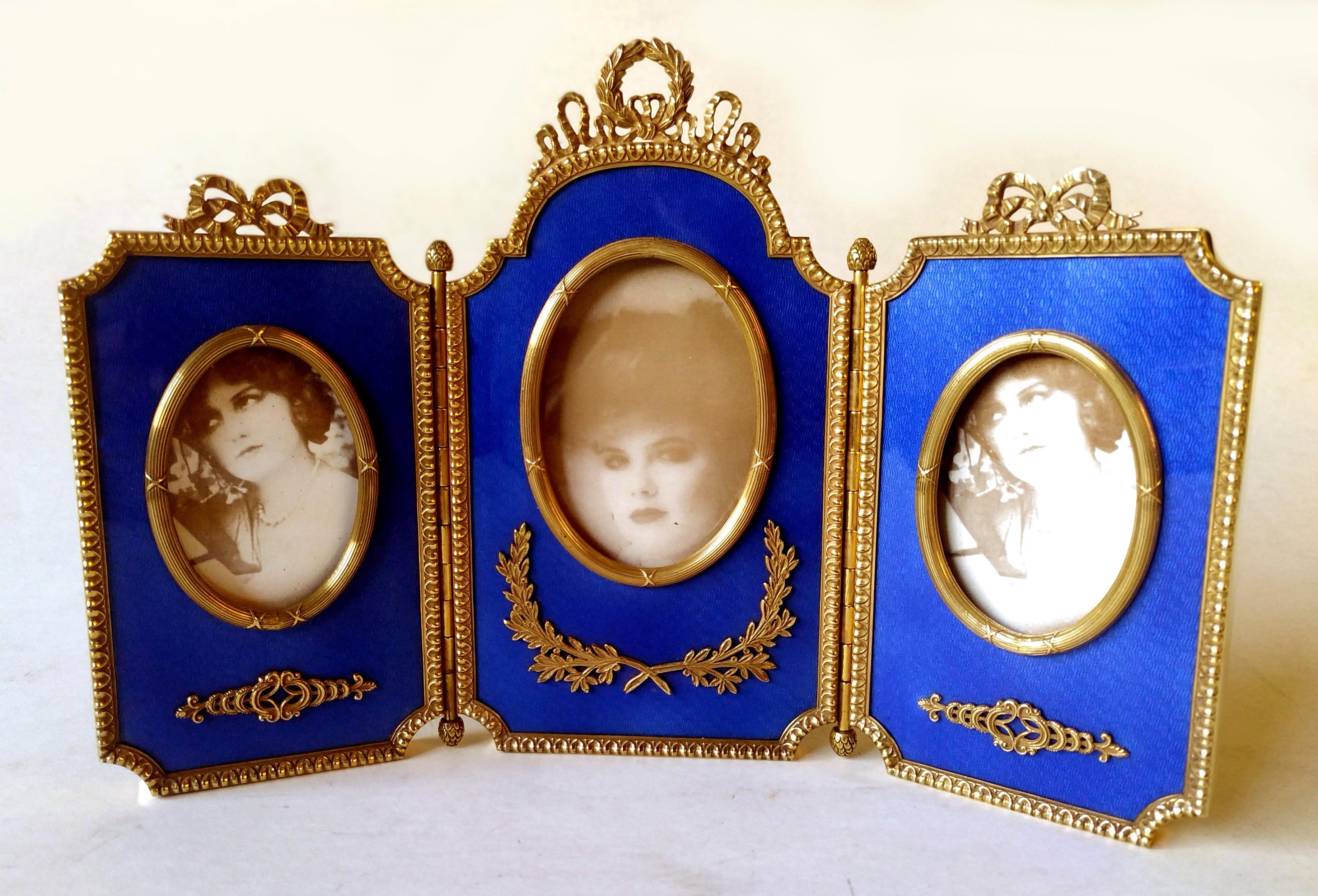 Louis XVI Photo Frame Triptych hinged shaped frame for 3 photographs Blue Enamel Salimbeni