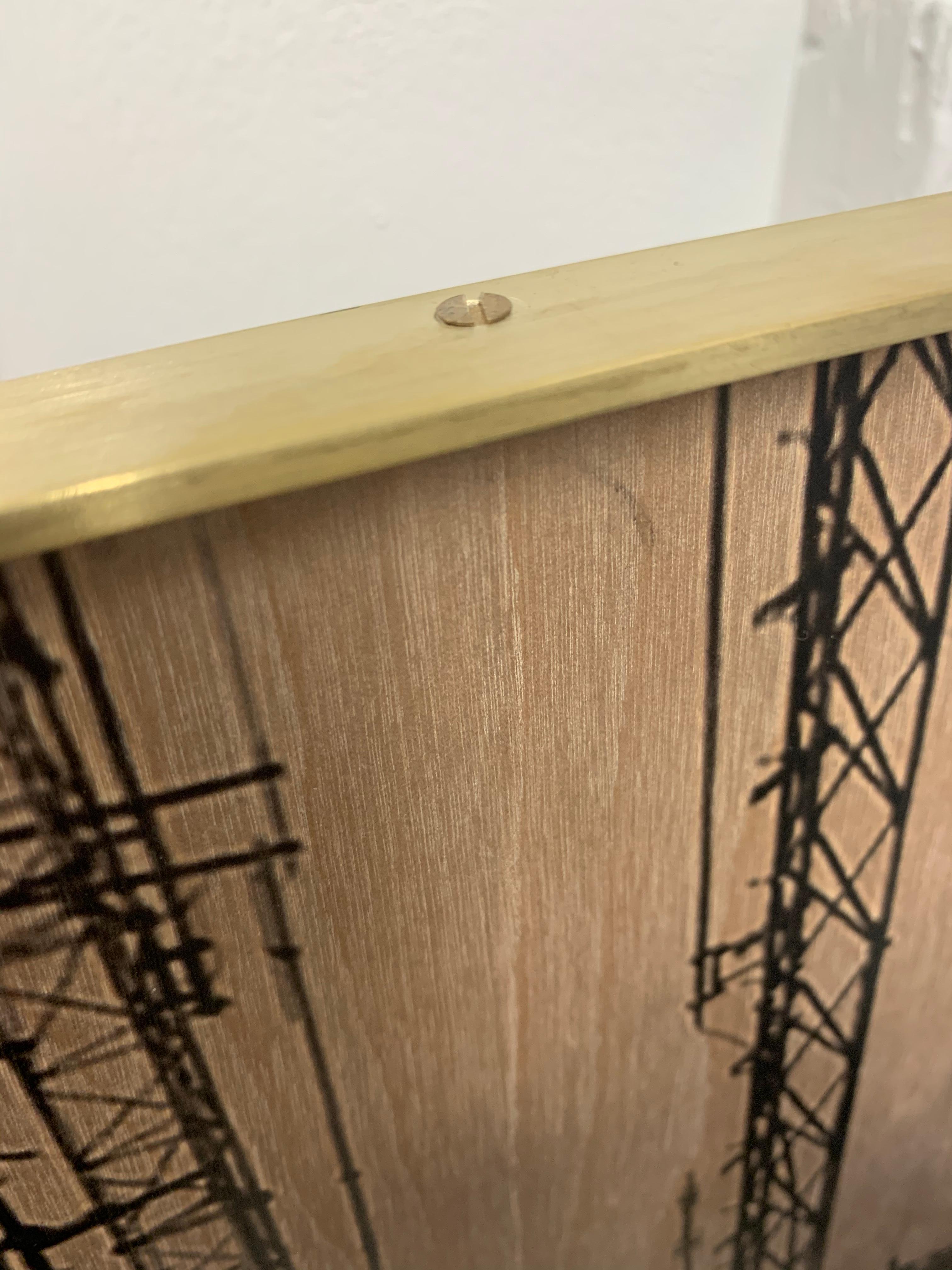Fototransfer auf Holz mit Messingrahmen:: Leveque-Turm im Angebot 1