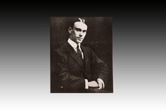 Photograph and signature. Vaslav Niyinsky (kyiv, 1890-London, 1950), 1914.