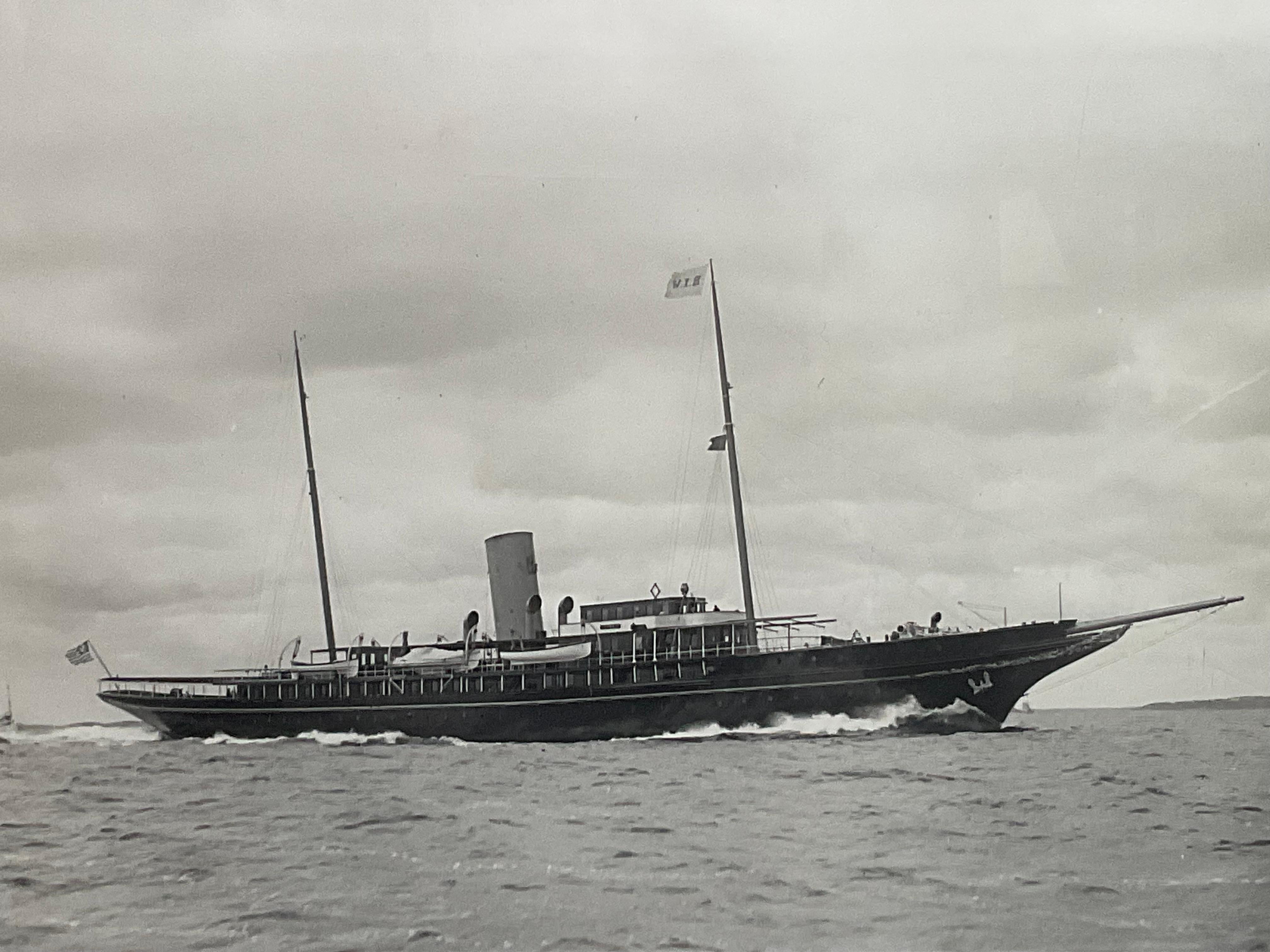 Foto von J.P. Morgans Yacht Corsair auf Seeerprobung im Zustand „Gut“ im Angebot in Norwell, MA