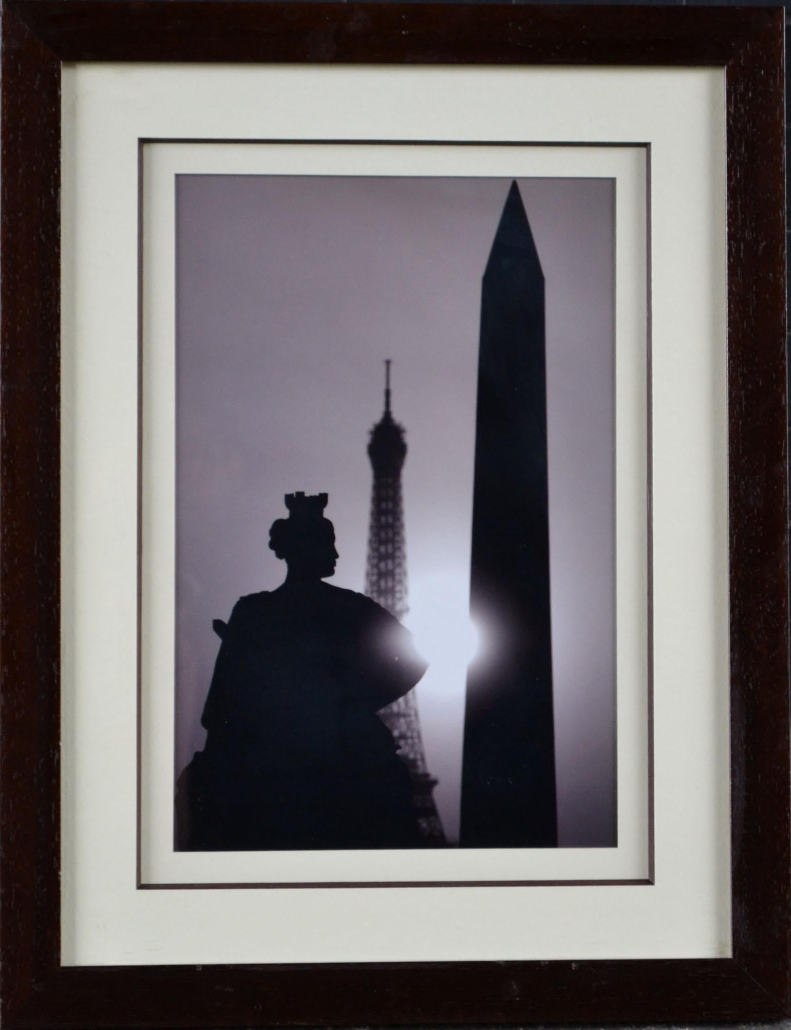 italien Photographies de Paris par Antonio Brigandí dans les années 1970 avec la Tour Eiffel  en vente