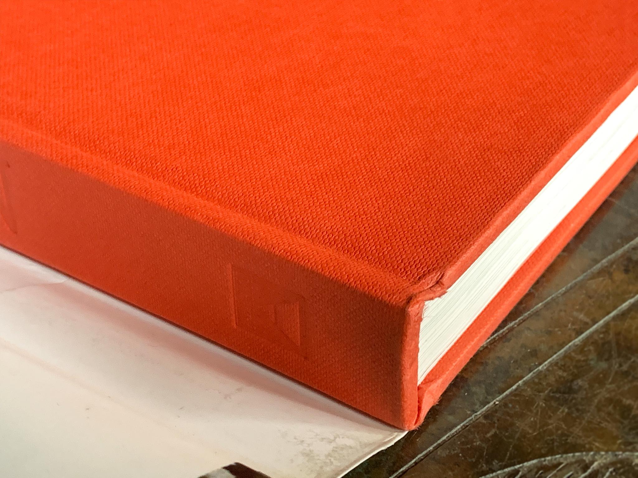 Photographs by Snowdon a Retrospective, Monograph 4