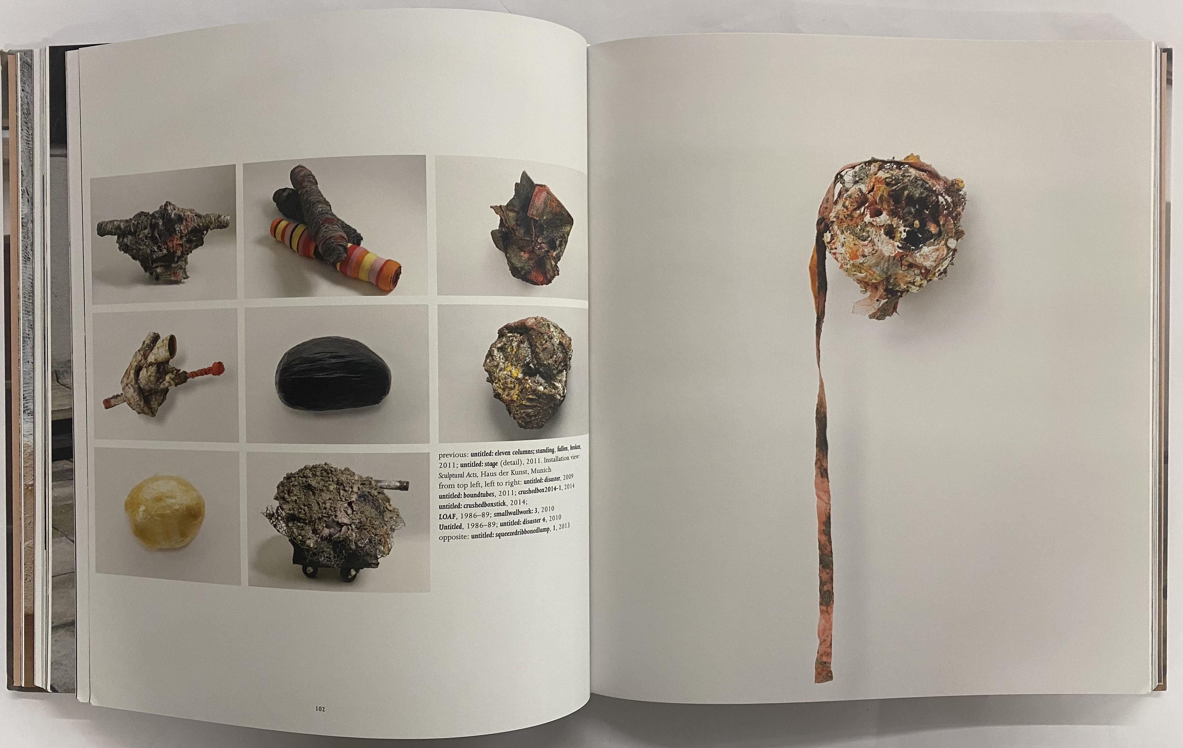 Phyllida Barlow Sculpture 1963-2015 par Francis Morris (Livre) en vente 4