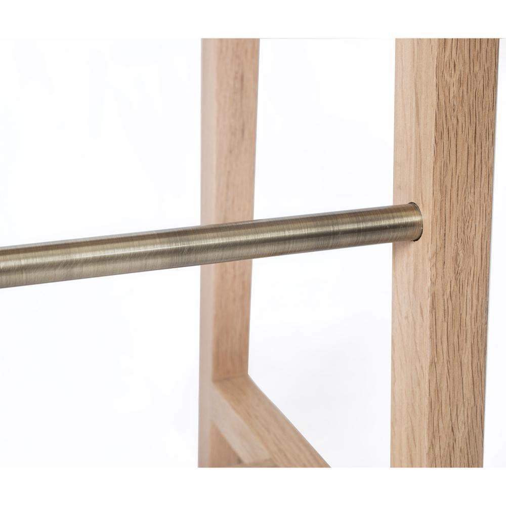Moderno Sgabello PI, Oak, basso, RAW, dettaglio in ottone in vendita