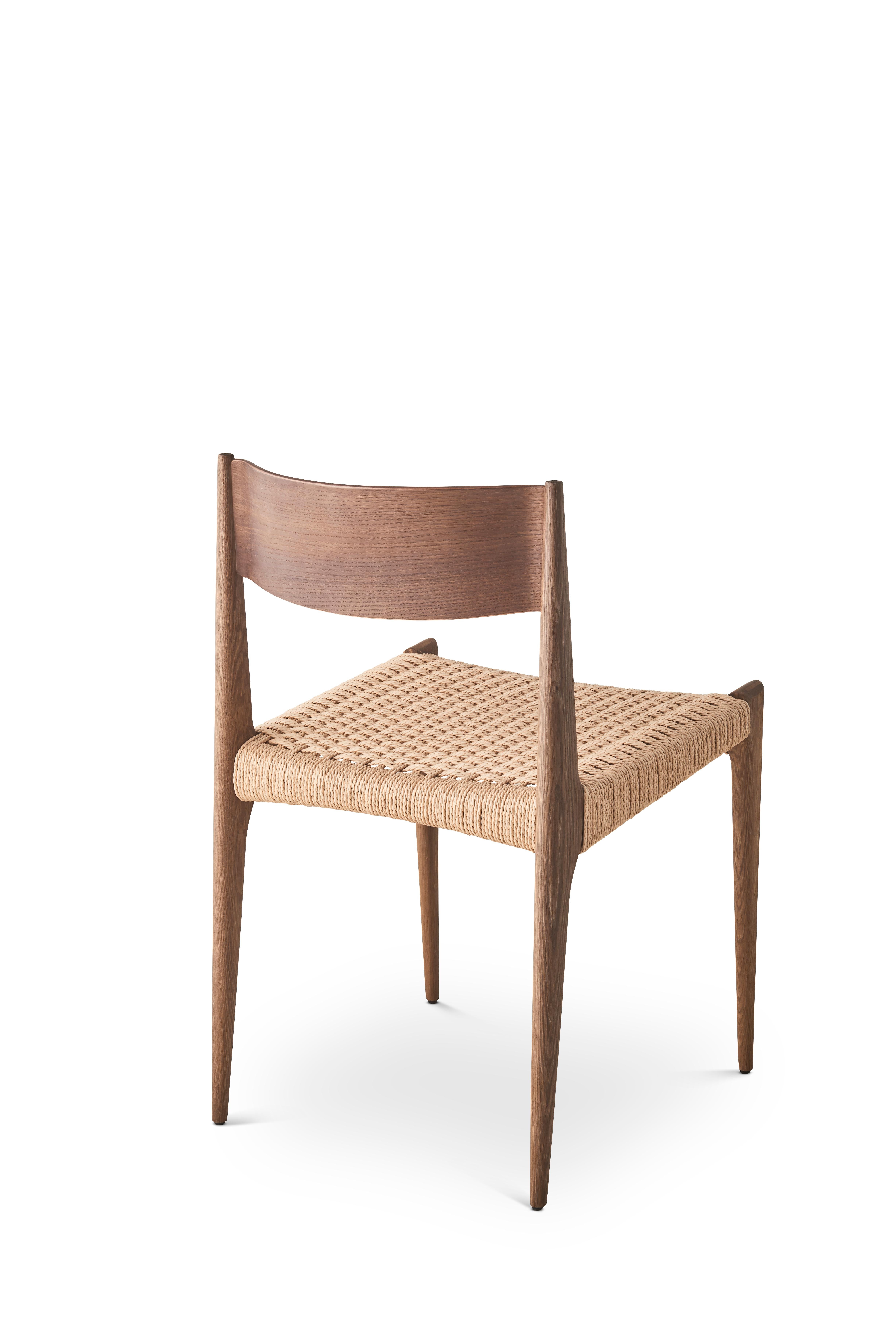 PIA-Stuhl von Poul Cadovius – Rauchholz-Eiche (Skandinavische Moderne) im Angebot