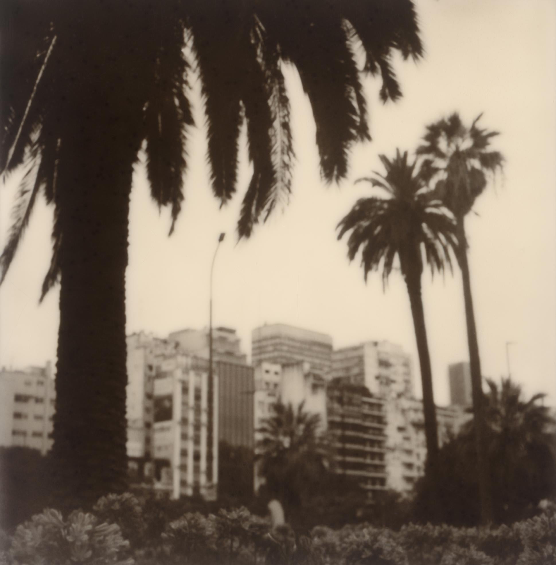 Buenos Aires Zeitgenössische Landschaft Original Polaroid-Fotografie gerahmt – Photograph von Pia Clodi