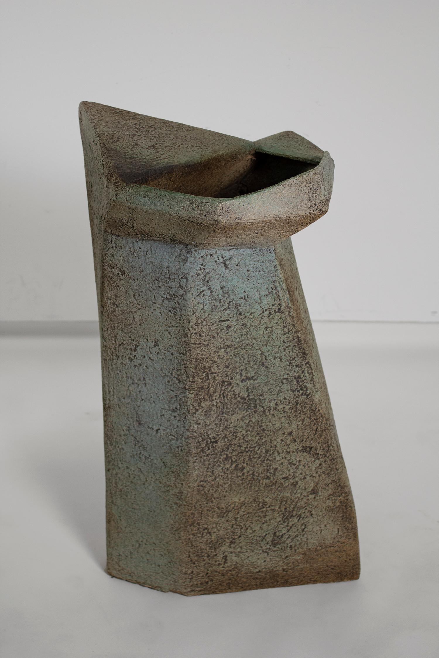 Vases en céramique Pia Manu Design brutal à facettes émaillé turquoise Échelle monumentale 4