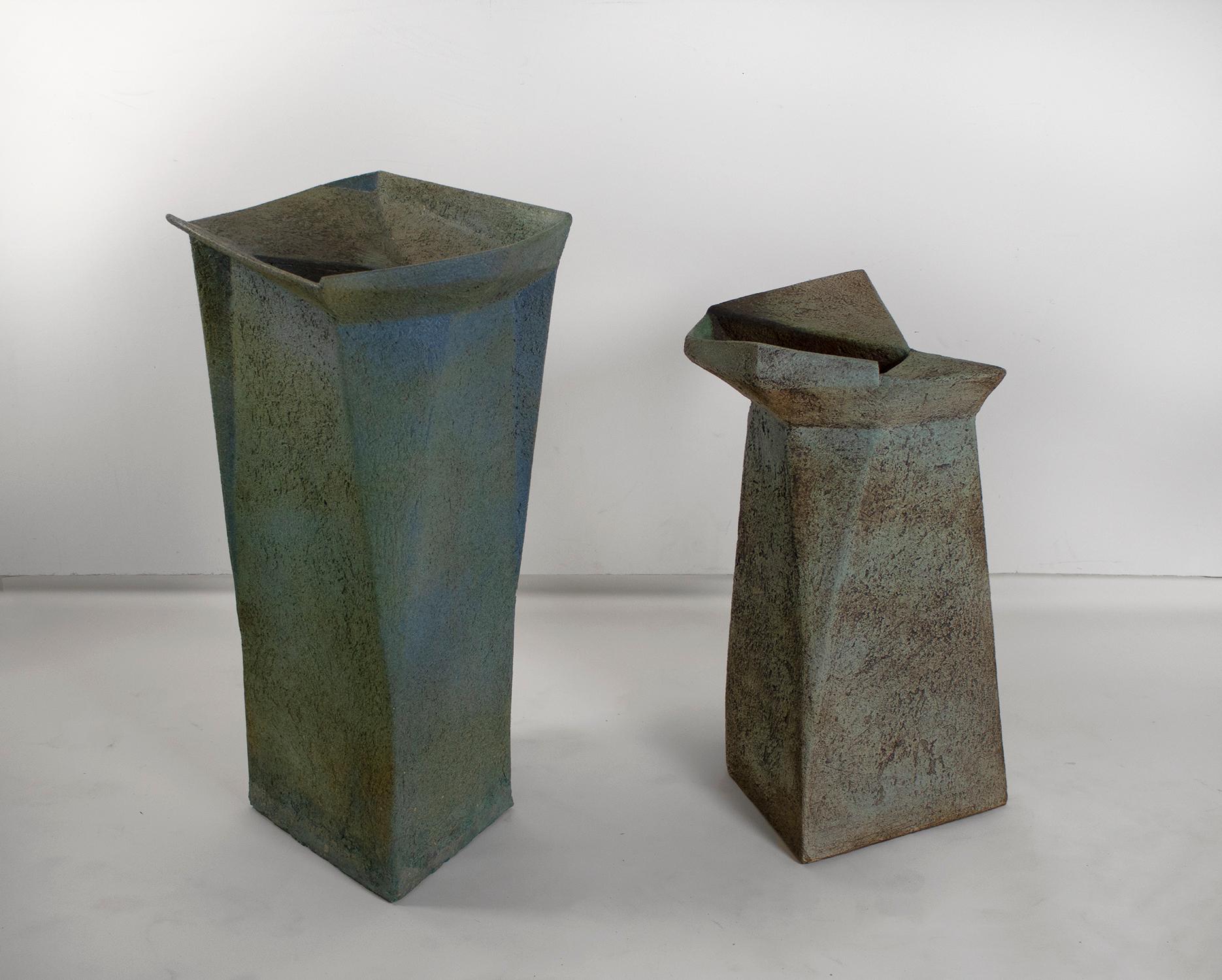 Vernissé Vases en céramique Pia Manu Design brutal à facettes émaillé turquoise Échelle monumentale