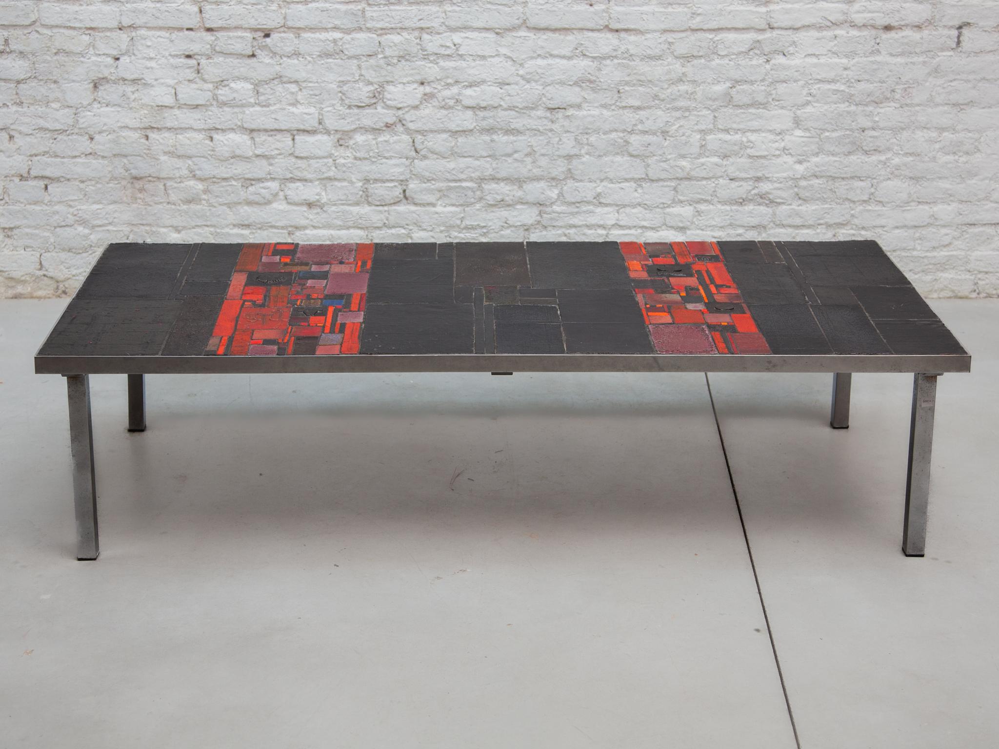 Pia Manu For Amphora Large Coffee Table, Black and Red Glazed Tiles In Good Condition For Sale In Antwerp, BE