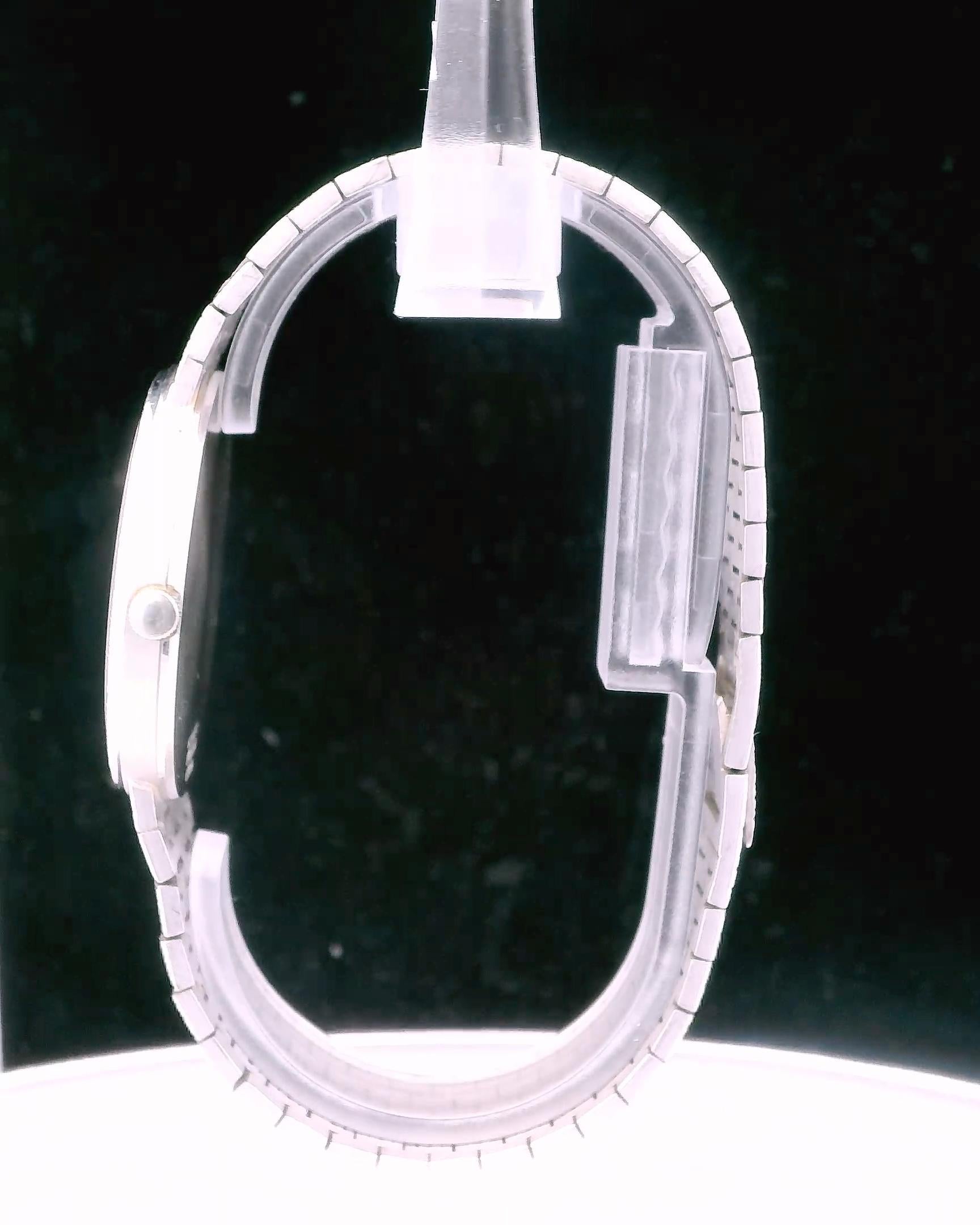 Piaget 13311A6 Large White Gold Florentine Dial & Bracelet Pattern For Sale 6