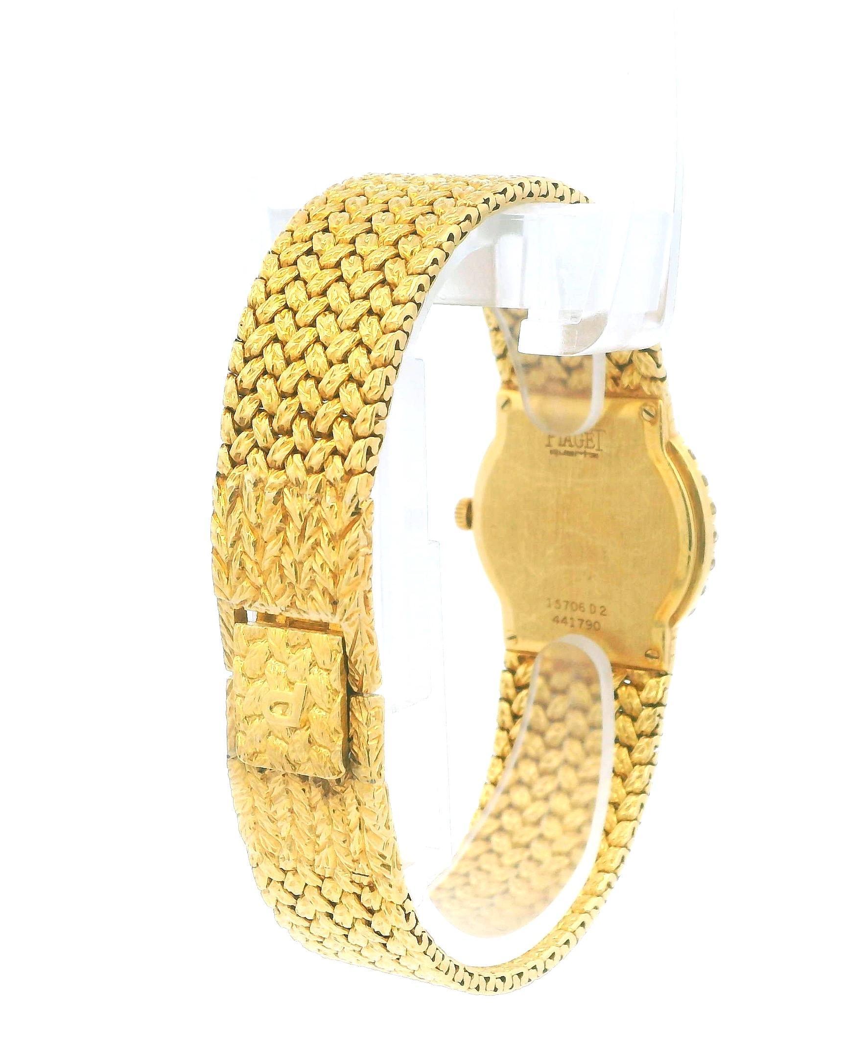 Donna Piaget 15706 D2 Orologio da donna - Oro giallo 18 carati, lunetta di diamanti, quadrante opalino, quarzo in vendita