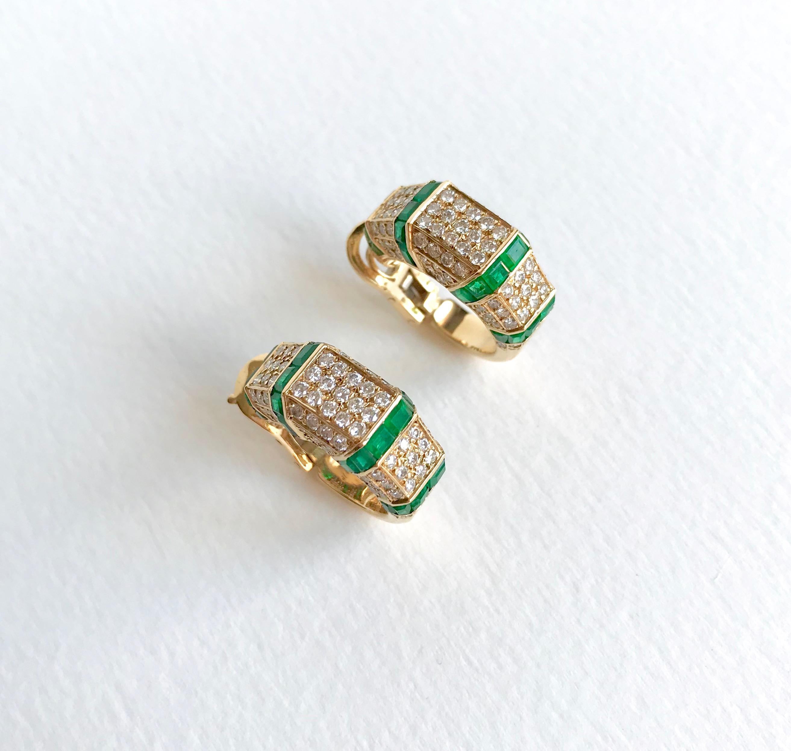 Piaget 18 Carat Yellow Gold Diamonds and Emerald Earrings For Sale 1