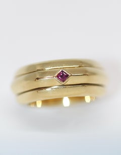 Piaget 18 Karat Yellow Gold and Ruby Possession Ring