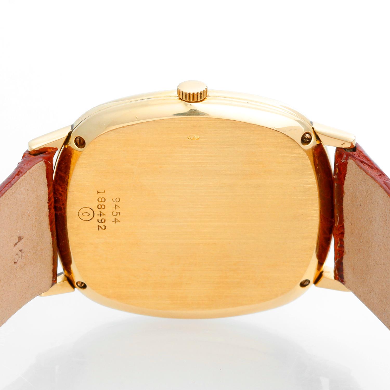 Piaget 18 Karat Yellow Gold Tiger Eye Watch Ref. 9454 In Excellent Condition In Dallas, TX
