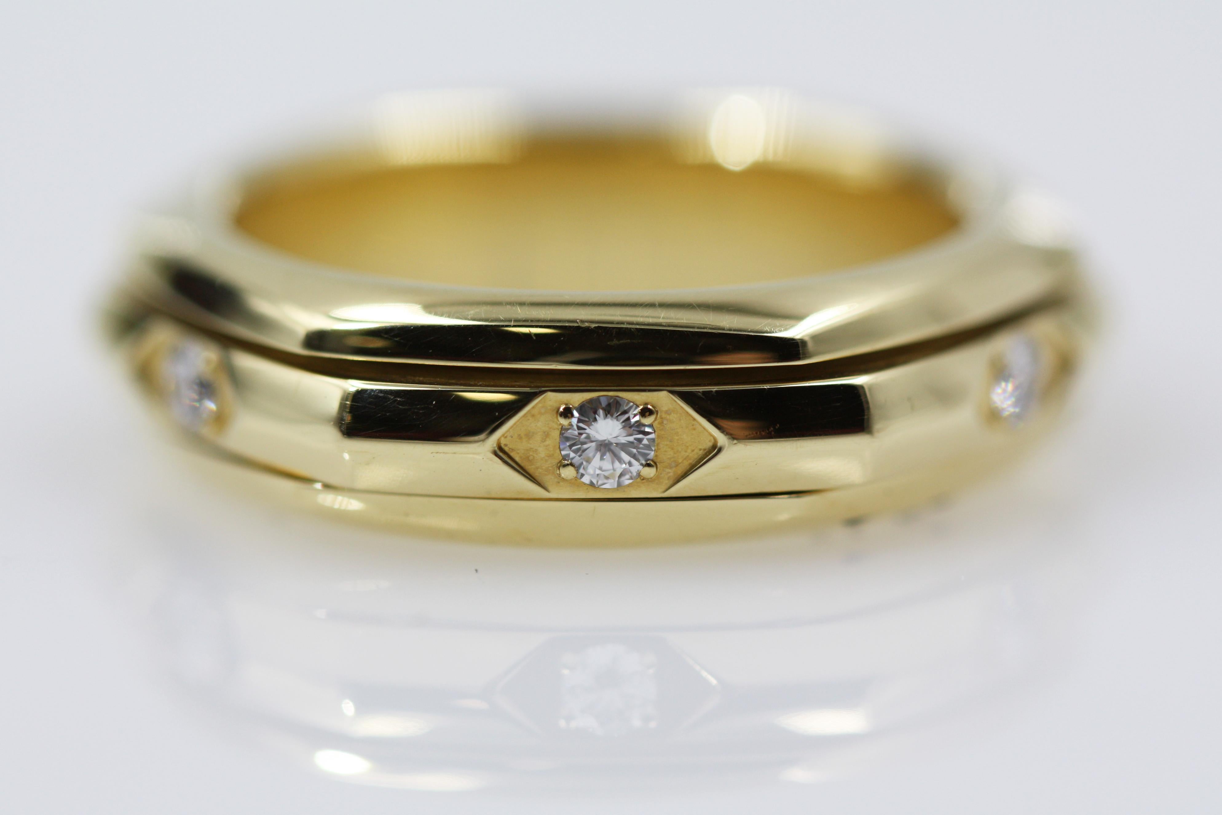 Piaget 18K Yellow Gold Top Wesselton Movable Ring set with 6 Diamonds
Re: G34PE954 
Size EU54 US6.75
Weight: 11.4g
Stock#: PTJ074
This item will come with a box