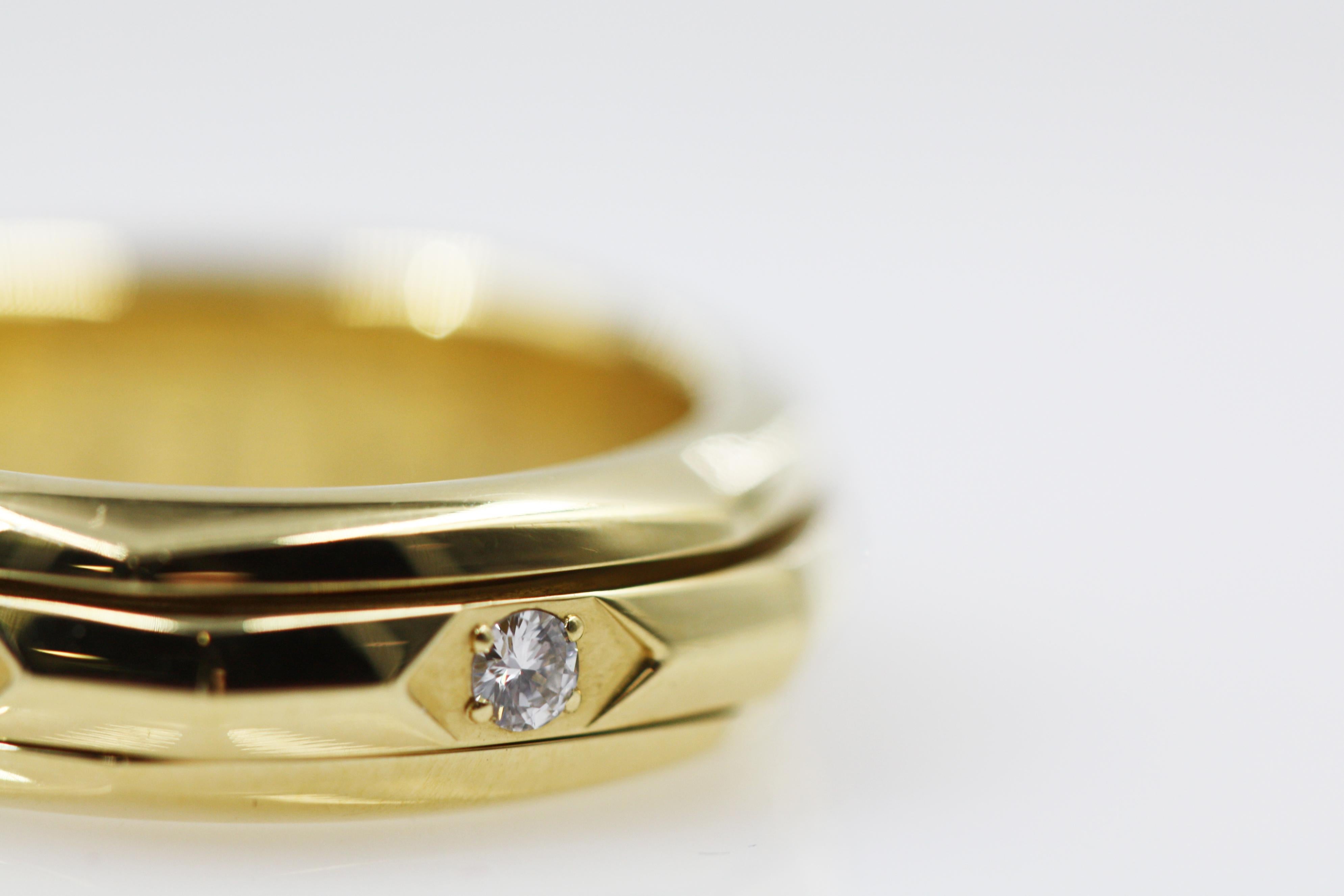 Piaget 18 Karat Yellow Gold Top Wesselton Movable Ring with 6 Diamonds In Excellent Condition For Sale In New York, NY