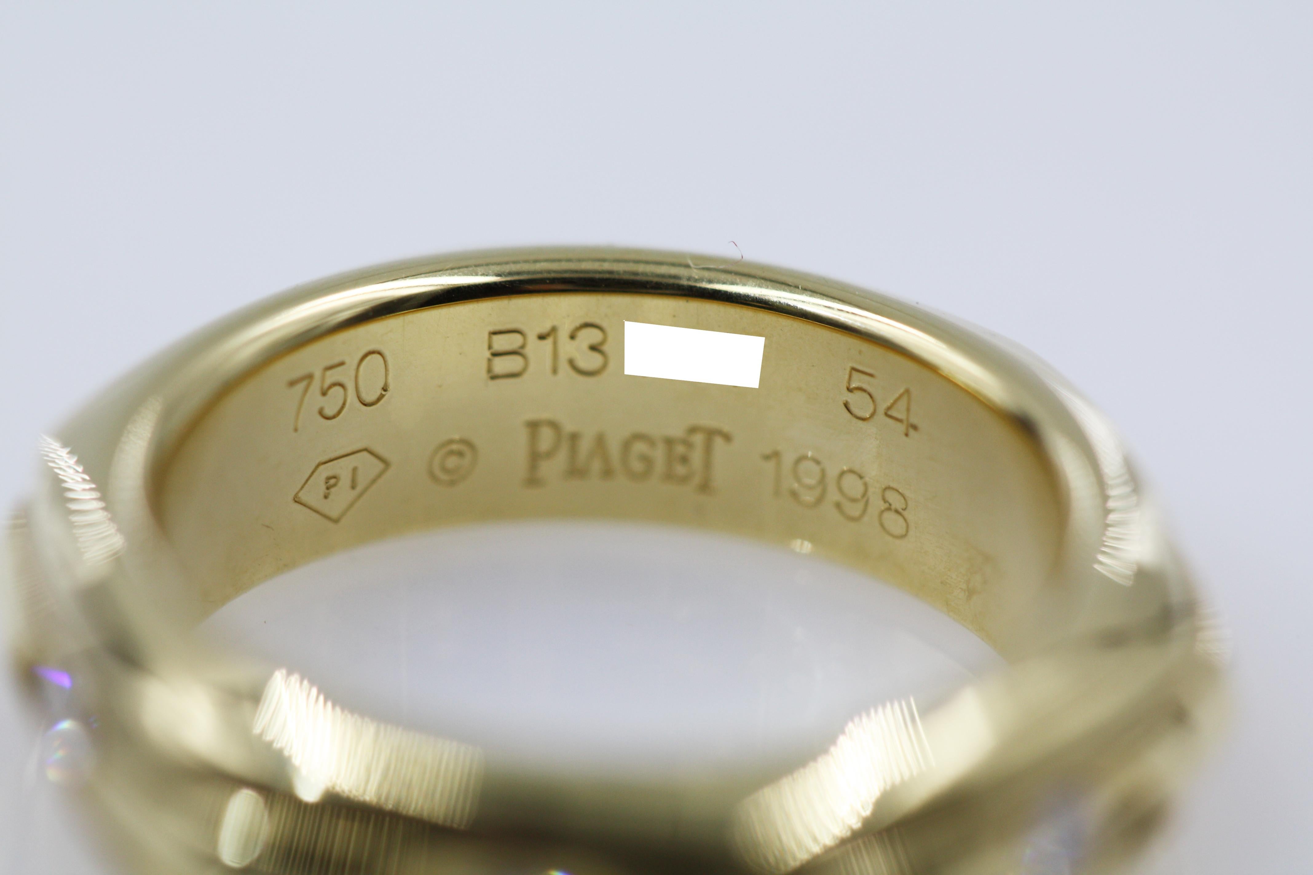 Piaget 18 Karat Yellow Gold Top Wesselton Movable Ring with 6 Diamonds For Sale 1