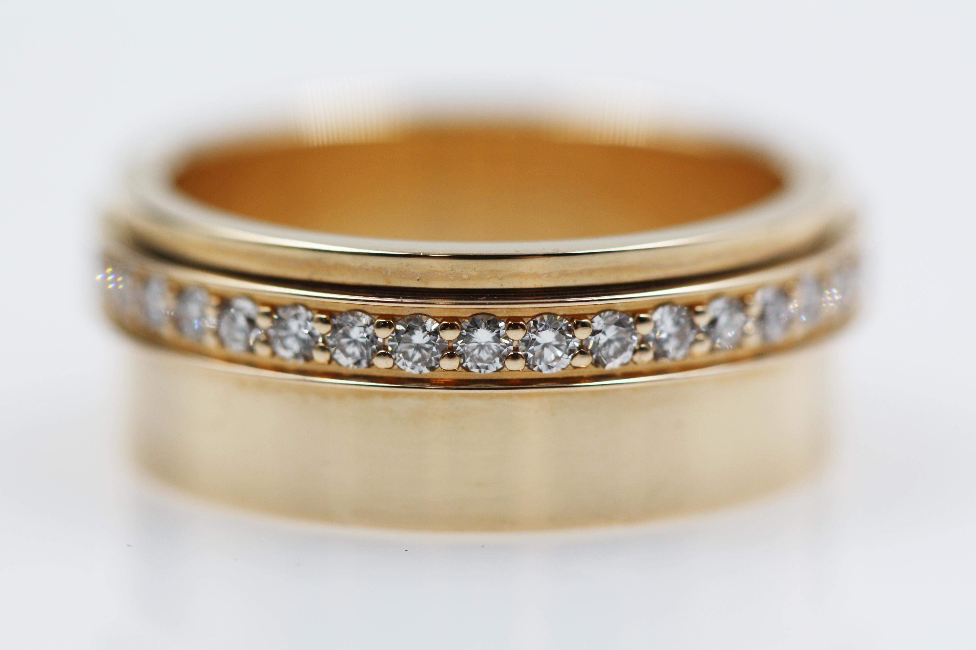Piaget Yellow Gold Top Wesslton 38 Diamonds Ring

Re: G34PR255 
Size EU55 US7.25
Weight: approximately 10.9g
Stock#: PTJ075

This item will come with a box and paper