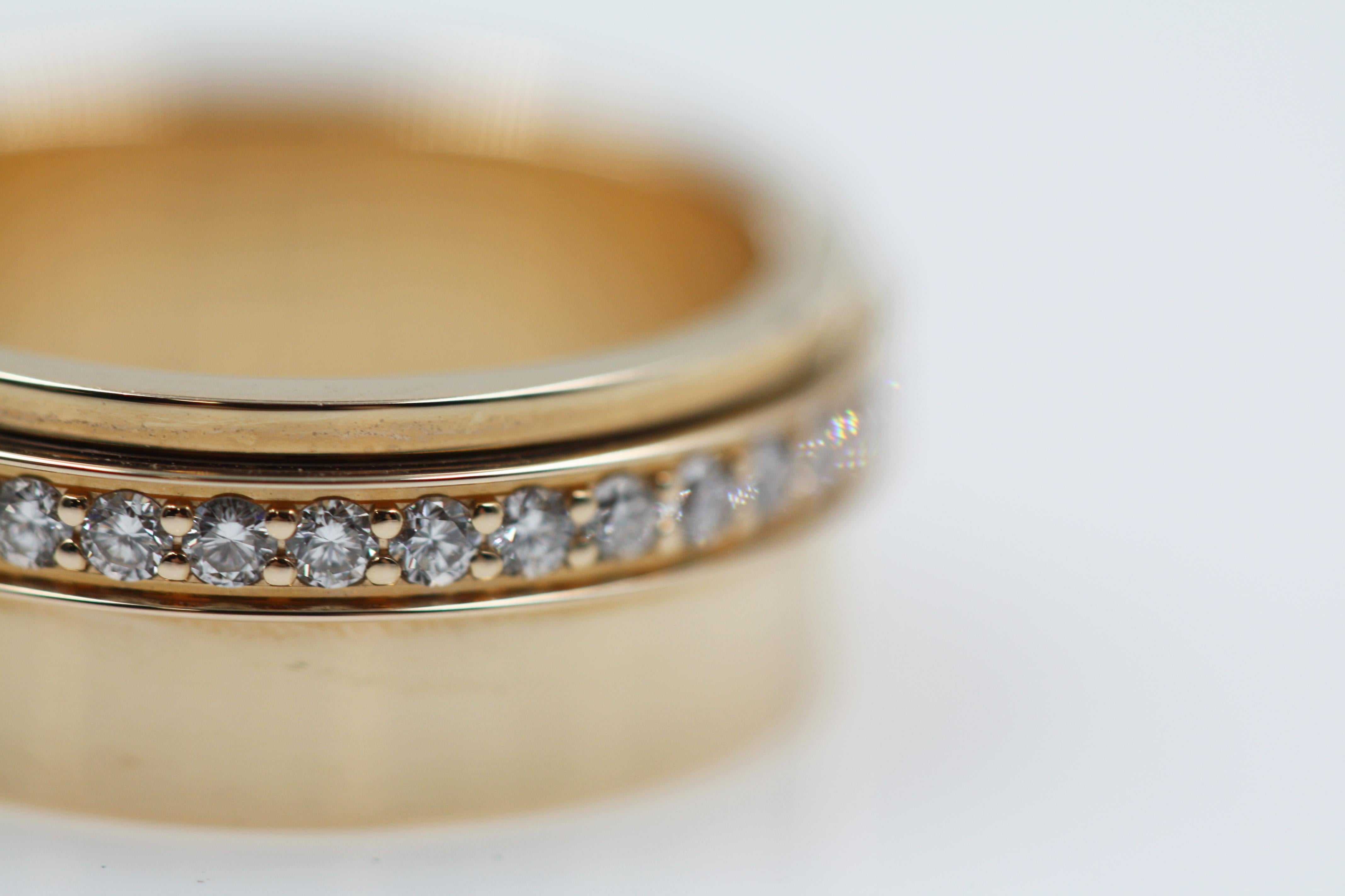 Women's Piaget 18 Karat Yellow Gold Top Wesslton 38 Diamonds Ring, Movable For Sale