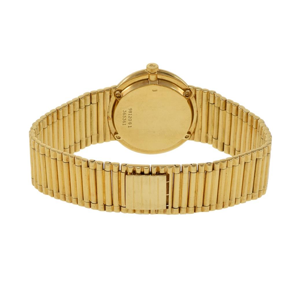 Piaget 18K Gold Bracelet Watch Quartz In Good Condition For Sale In New York, NY