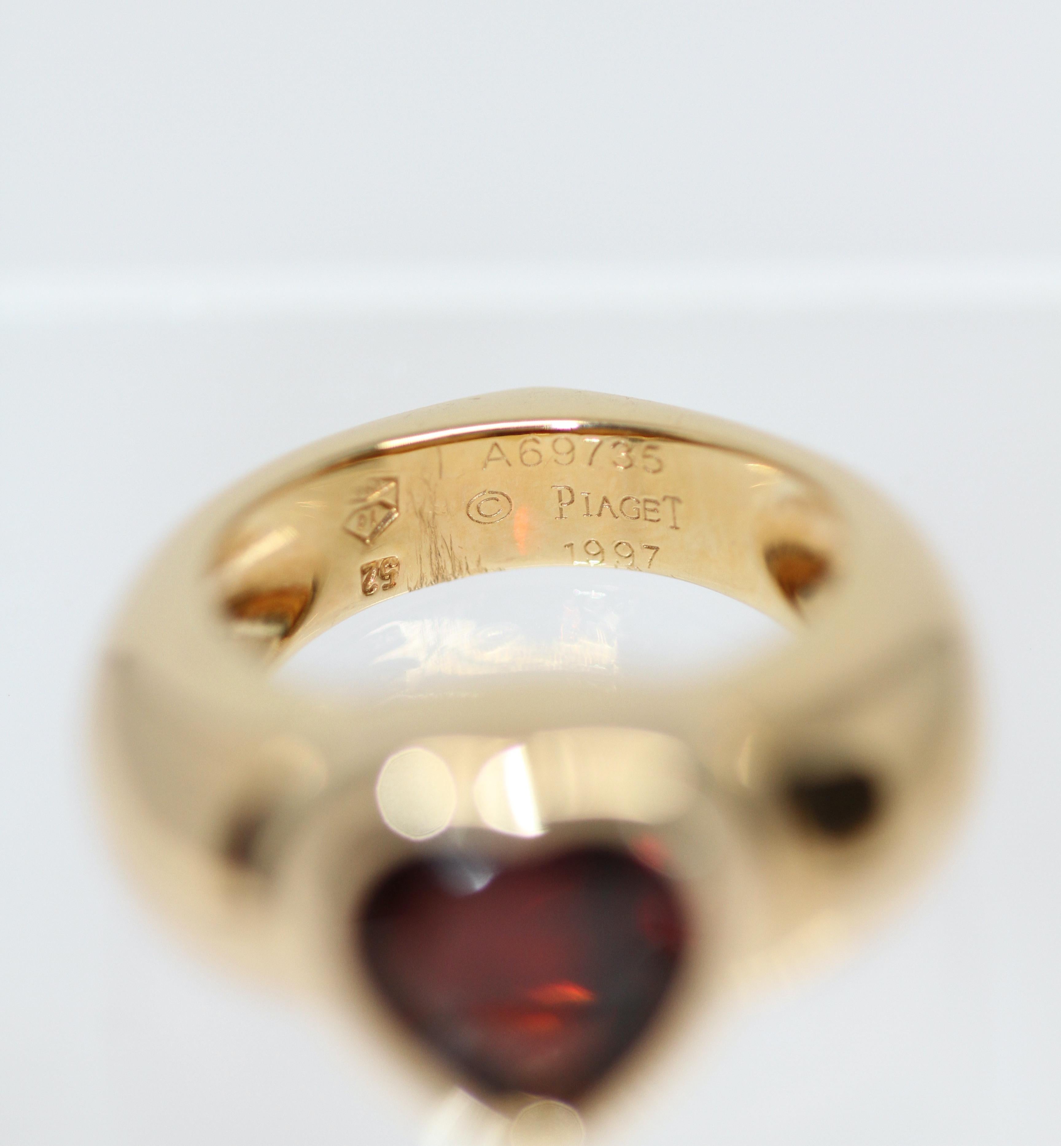 Women's or Men's Piaget 18k Rose Gold Garnet Heart Ring