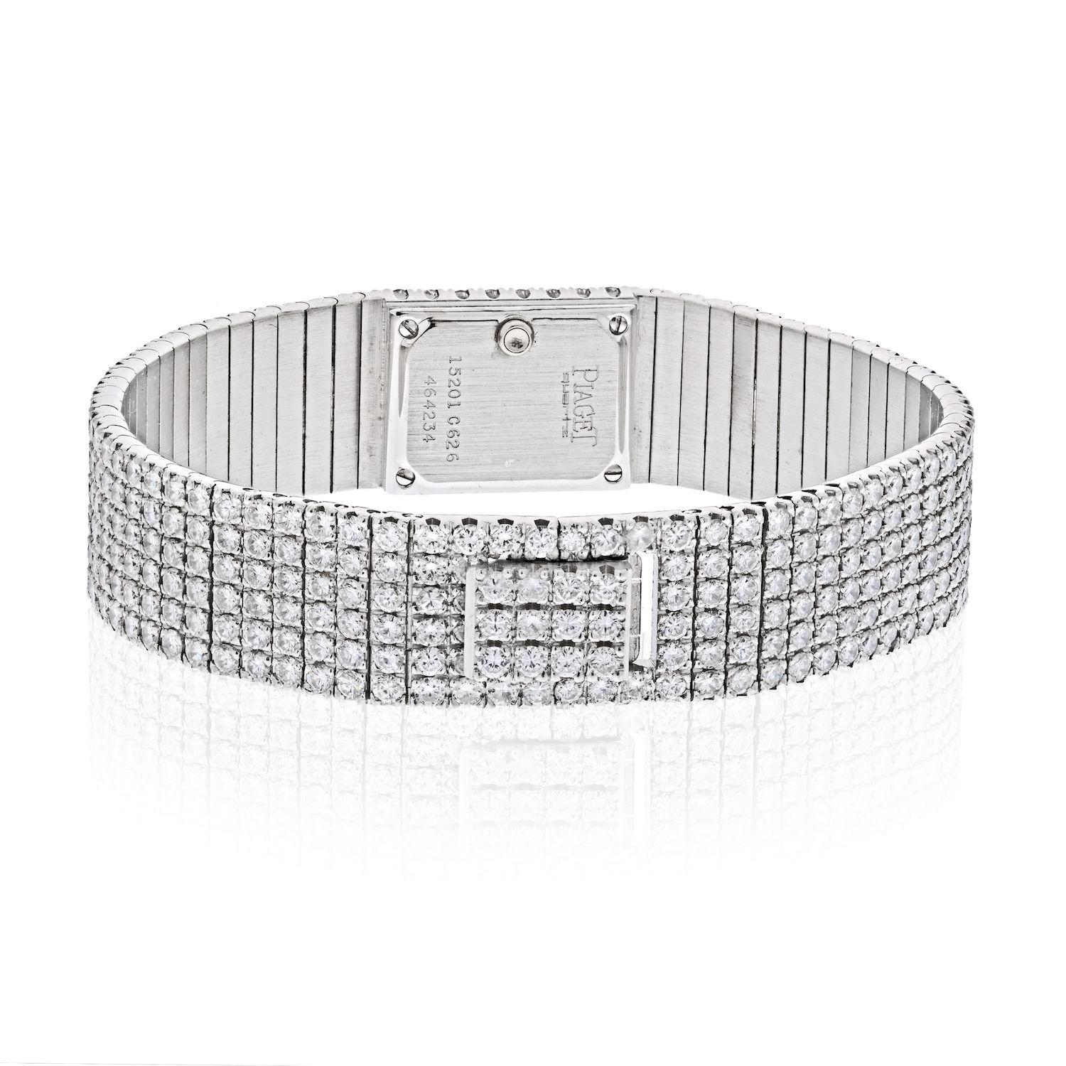 Moderne Piaget Montre-bracelet polo de soirée en or blanc 18 carats avec diamants, pour femmes 15201 en vente
