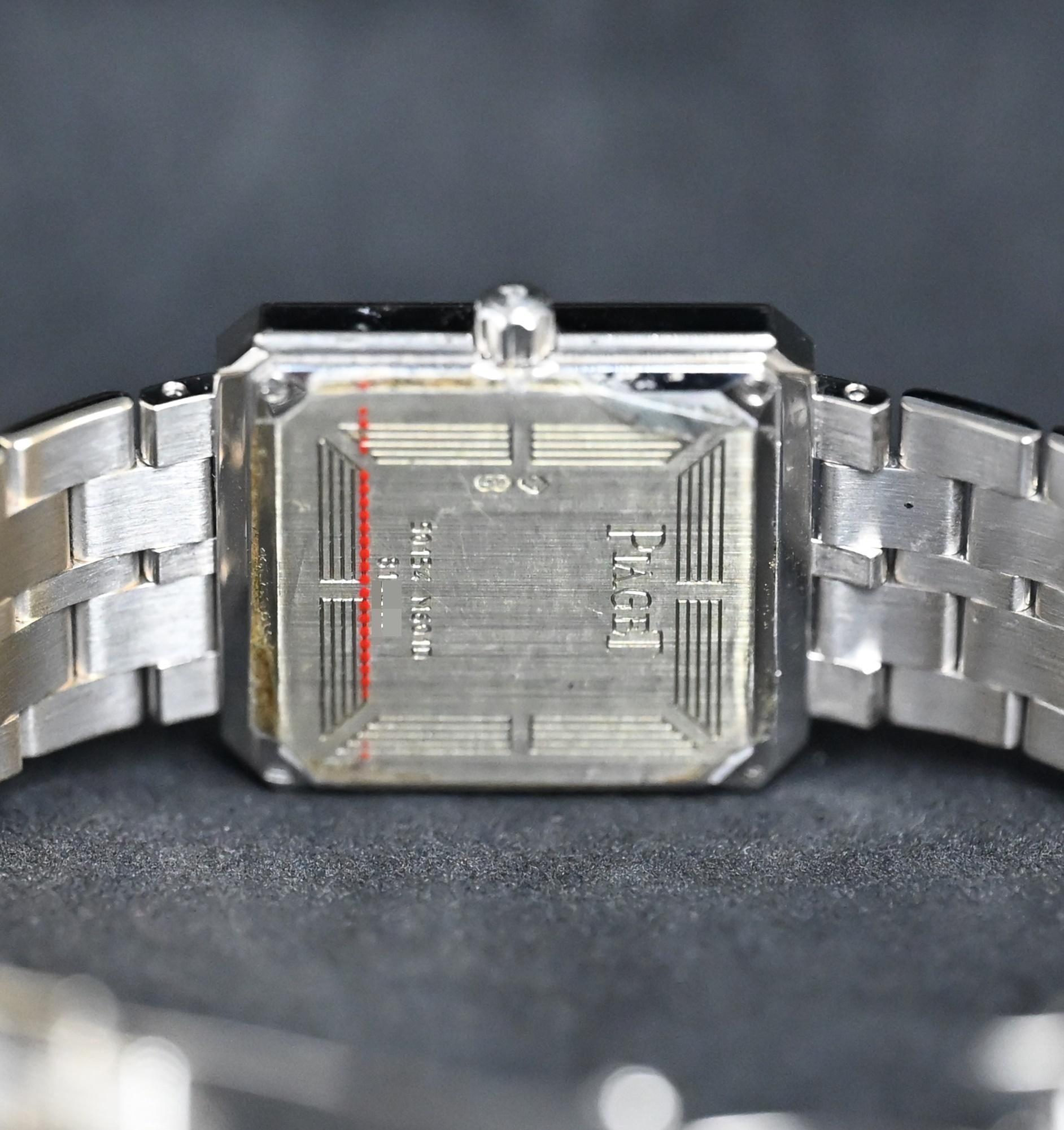 Piaget 18K White Gold Onyx Dial Quartz 50154 M601D with box For Sale 2