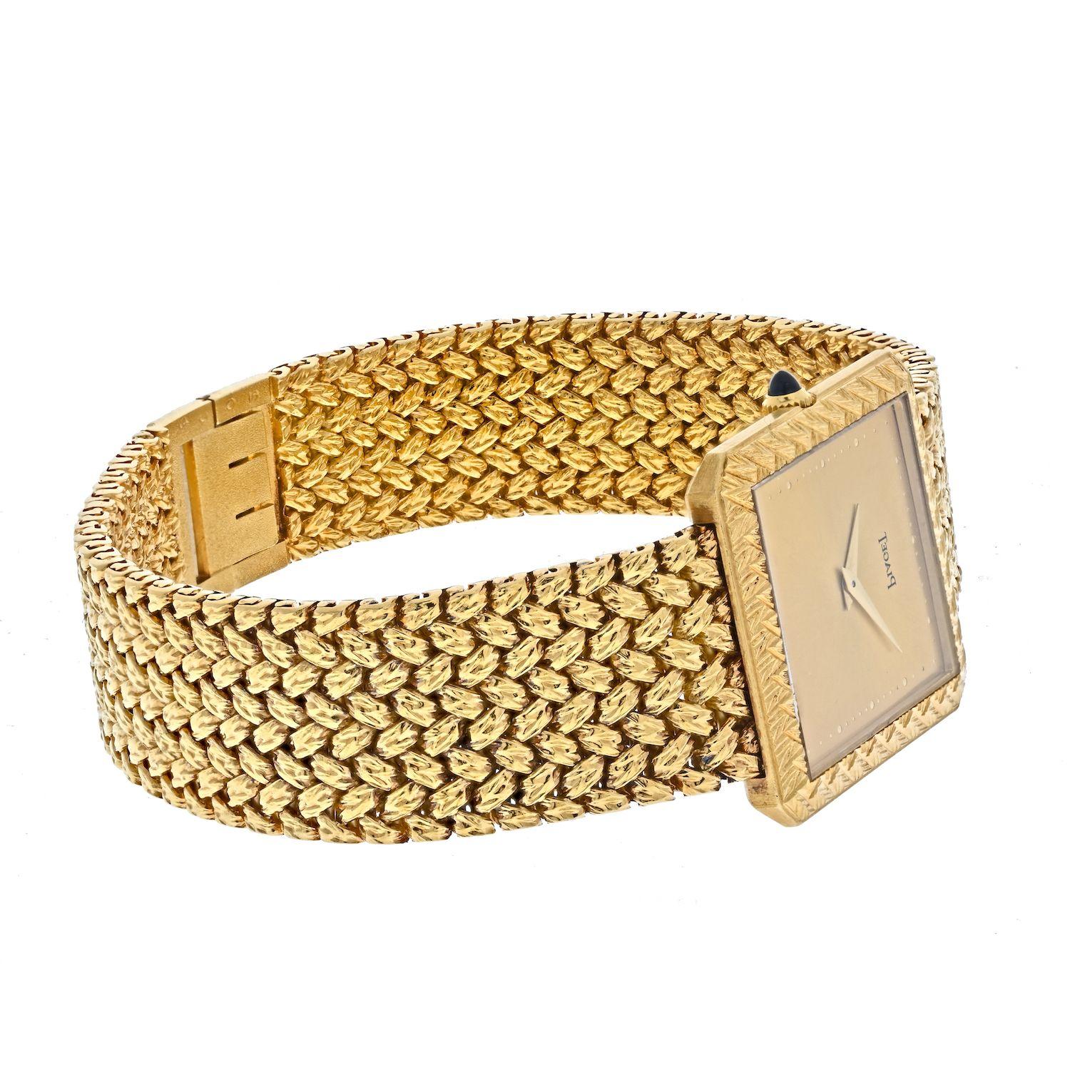 Modern Piaget 18K Yellow Gold 1970's Vintage Wrist Watch