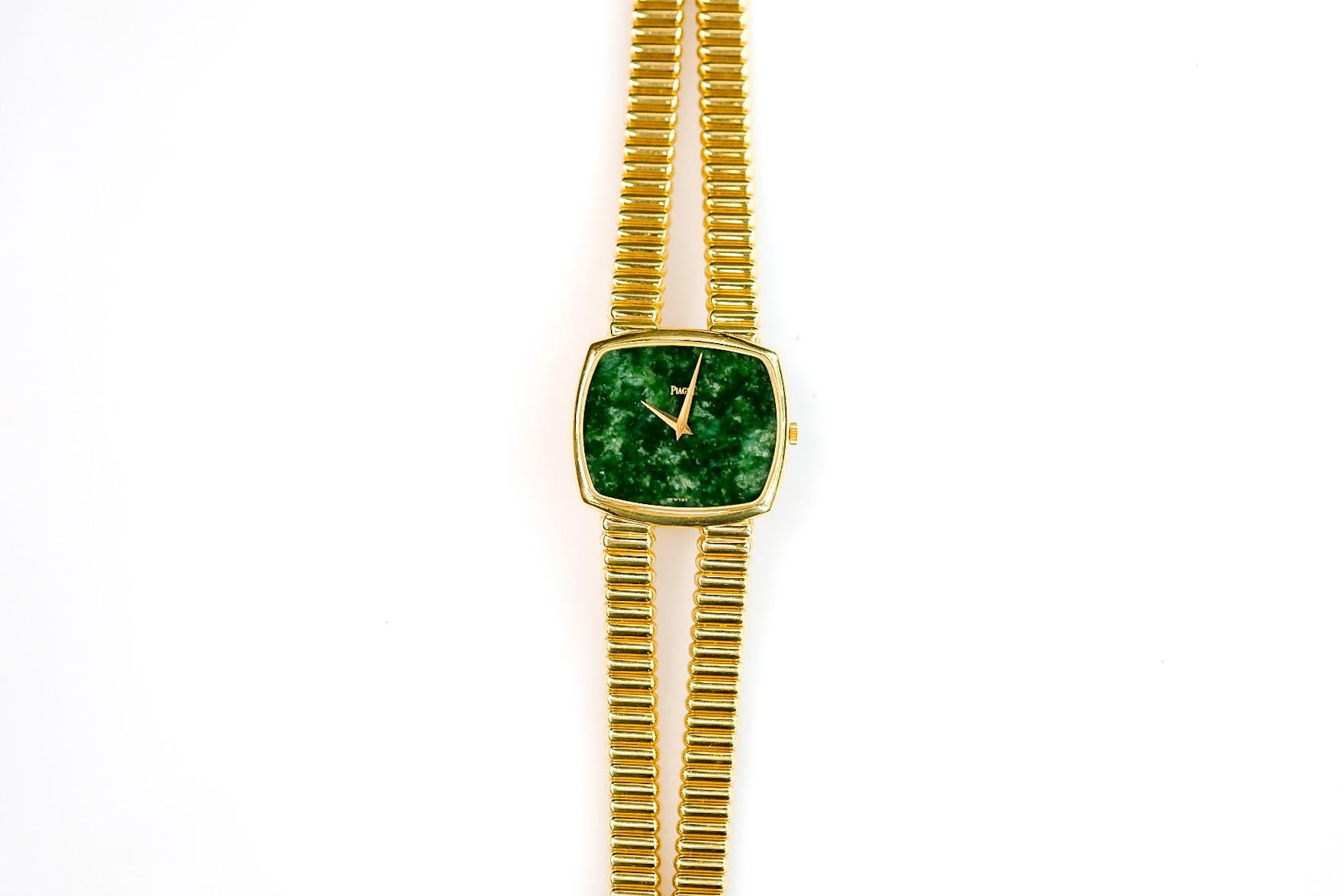 Women's or Men's Piaget 18K Yellow Gold 1970's Vintage Ref 9731 Mechanical Wrist Watch
