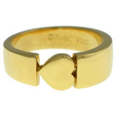 Piaget 18 Karat Yellow Gold 9 Grams Heart Ring
