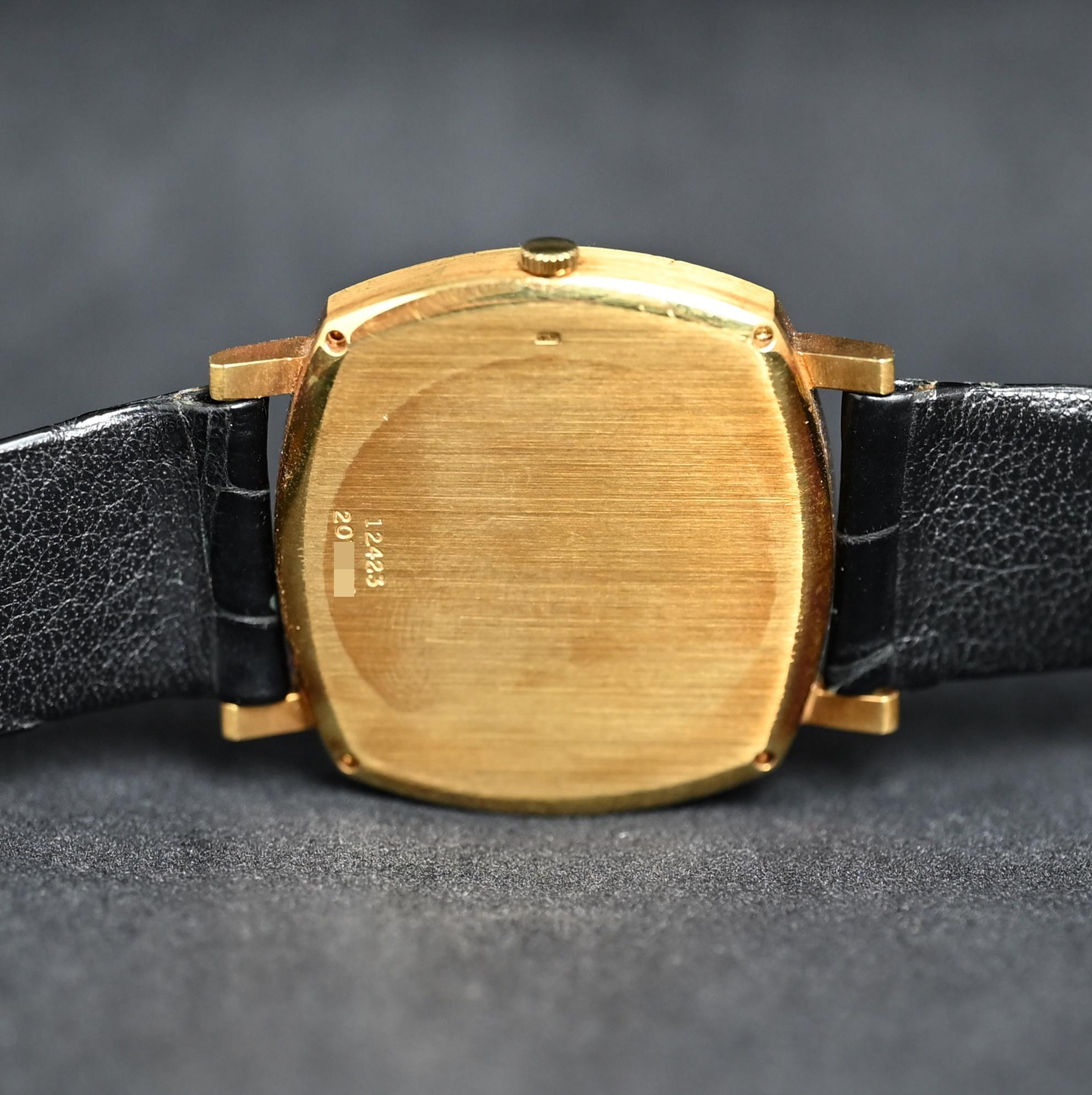 Piaget 18 Karat Gelbgold Lapislazuli-Stein-Zifferblatt Automatik 12423, 1980er Jahre 1