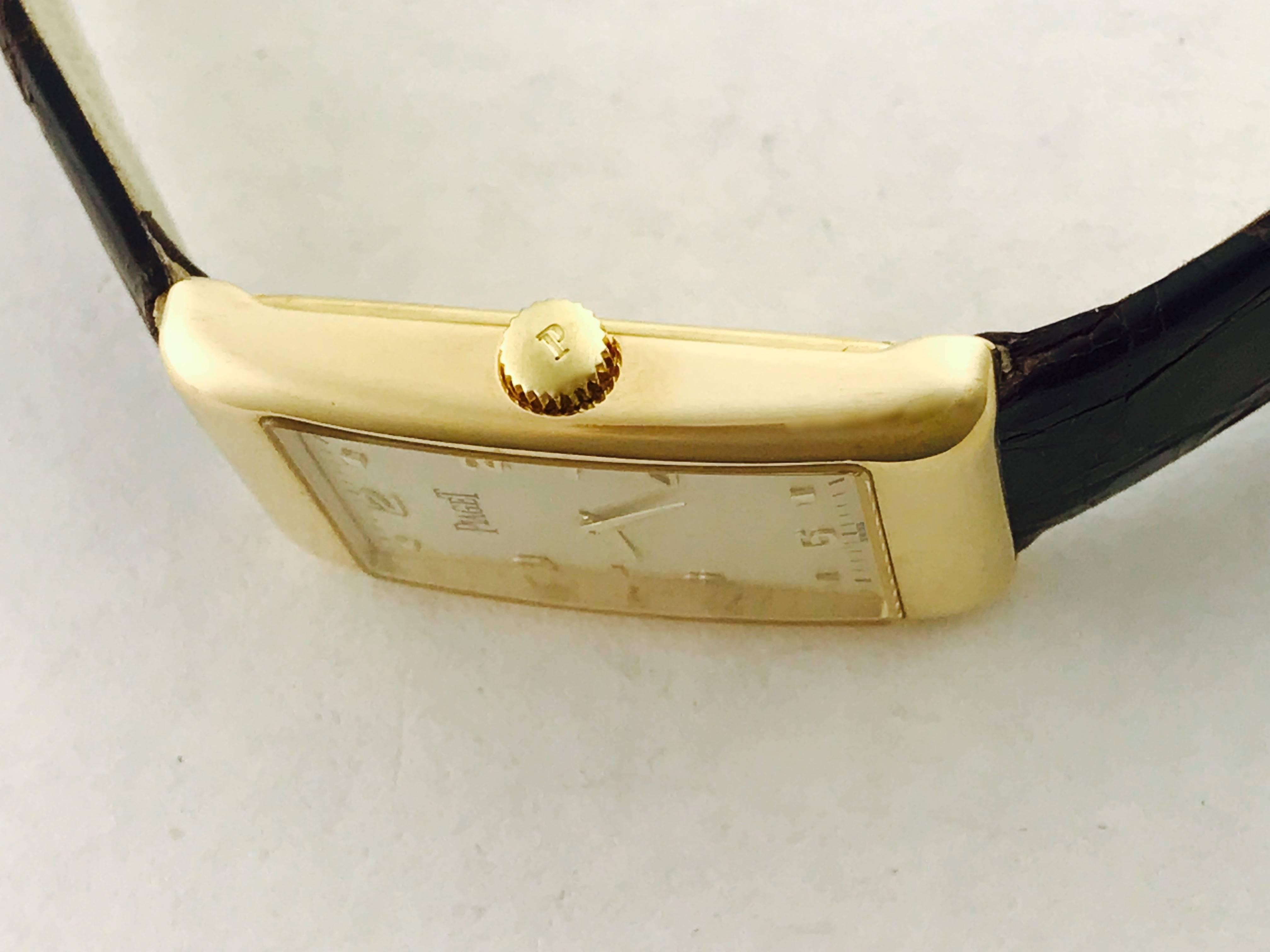 Piaget Yellow Gold Manual Wind Wristwatch Ref 9952 In Excellent Condition In Dallas, TX
