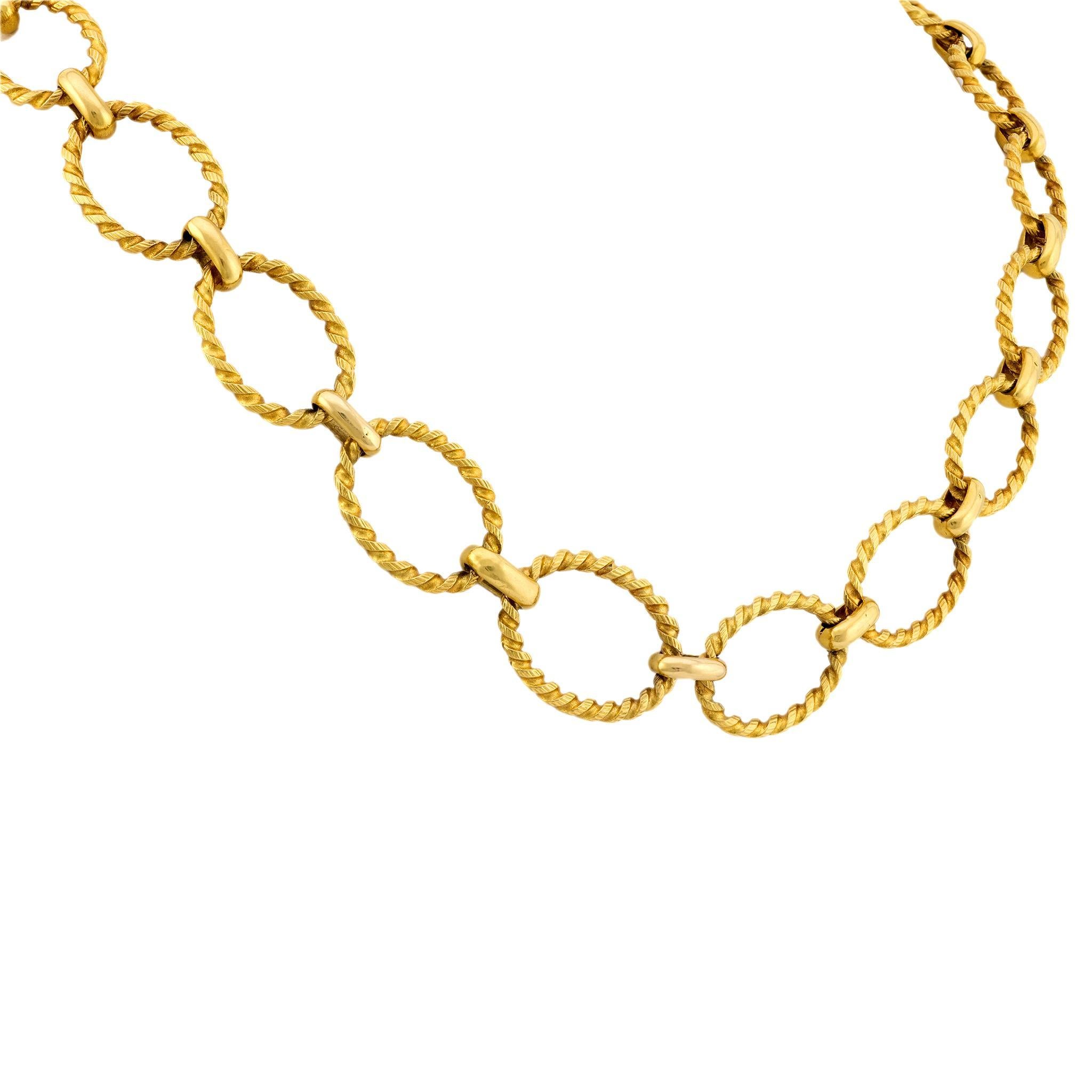 Moderne Collier Piaget en or jaune 18 carats en vente