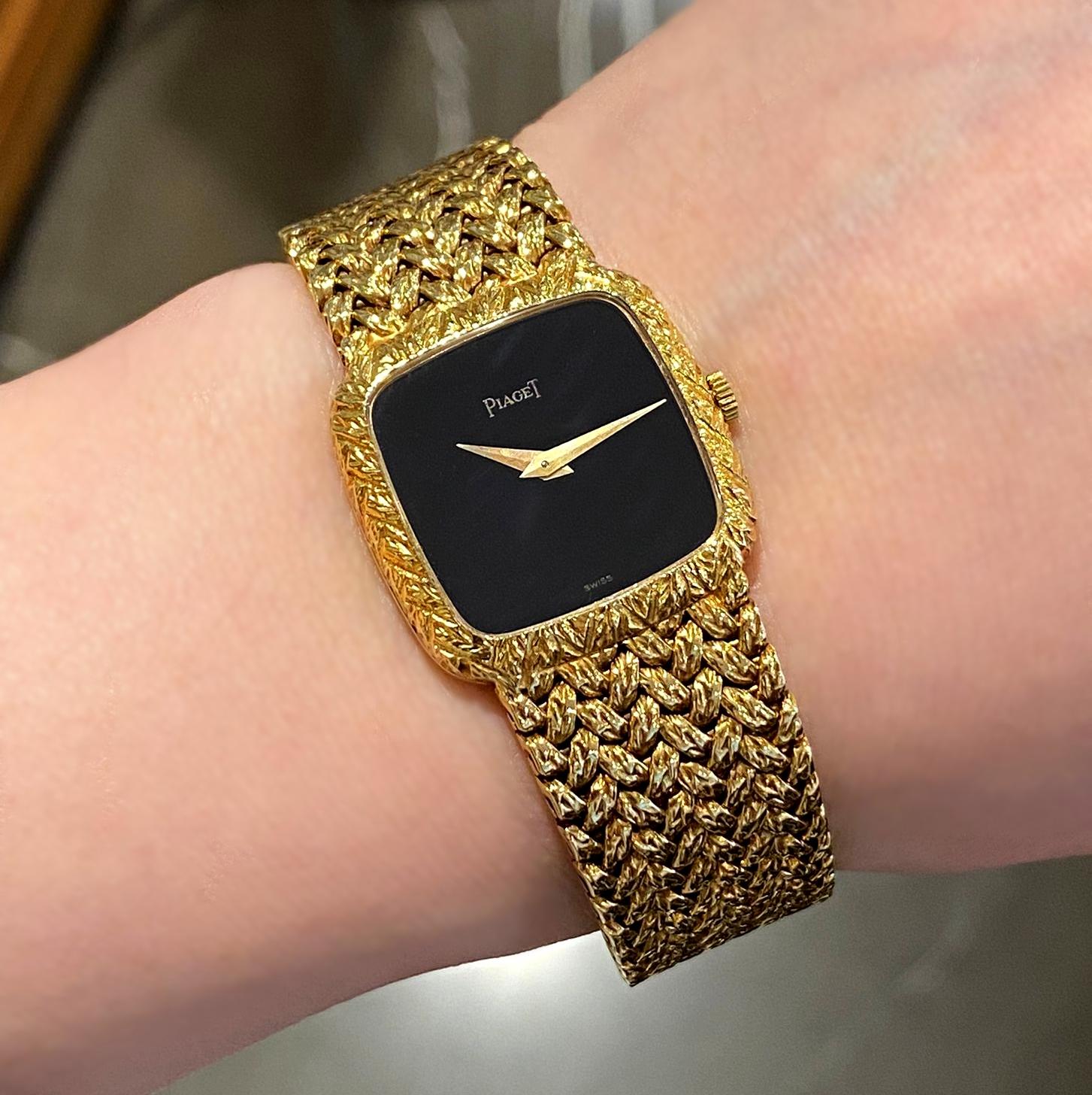 Piaget 18K Yellow Gold Onyx Stone Dial Manual Wind 9902D2, 1980-90's 4
