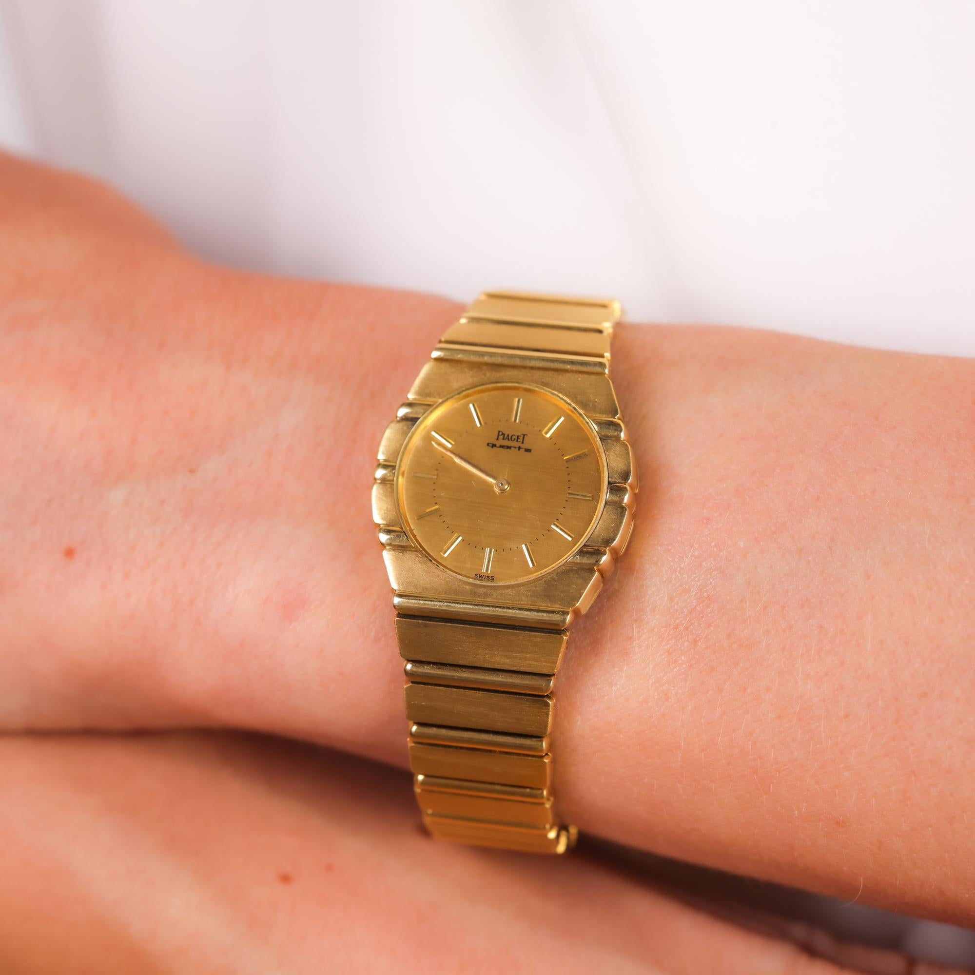 Piaget: 18 Karat Gelbgold Polo-Uhr im Zustand „Hervorragend“ in Beverly Hills, CA