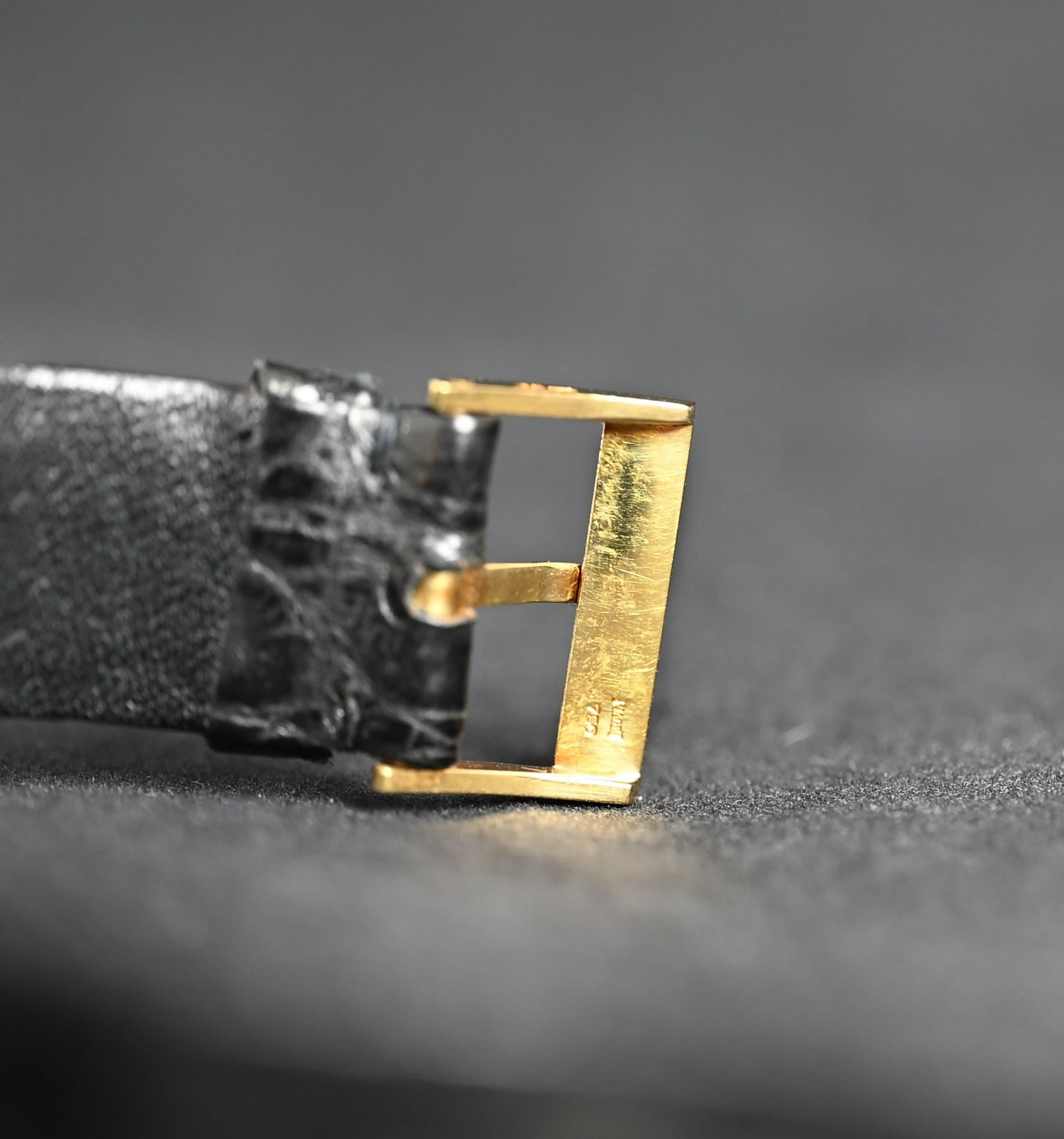 Piaget 18K YG Gouverneur Dreifachdatum Kalender Mondphasen Automatik 15958 3